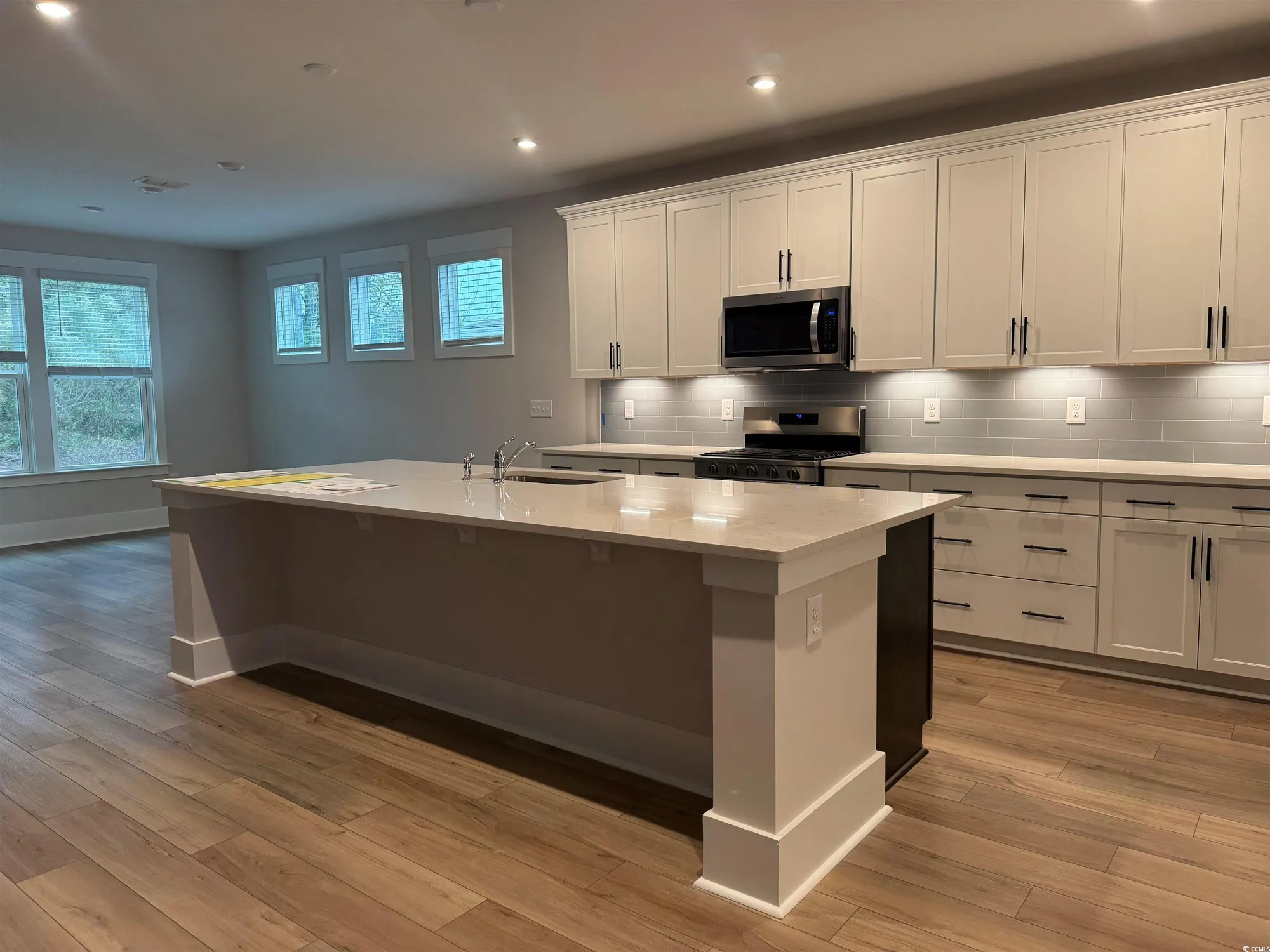 Property Slideshow image 3 of 7 | 1601 crested iris way, North Myrtle Beach, SC, 29582