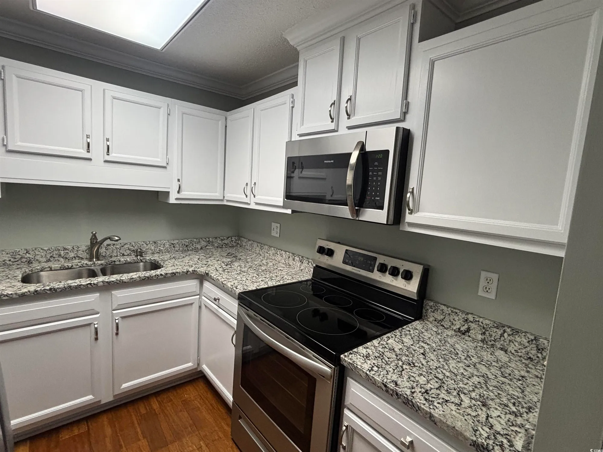 Property Slideshow image 6 of 23 | 5001 little river rd e208, Myrtle Beach, SC, 29577