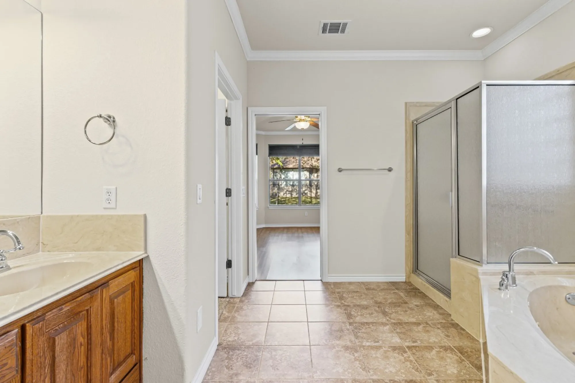 Property Slideshow image 15 of 23 | 715 enchanted rock trl, Georgetown, TX, 78633