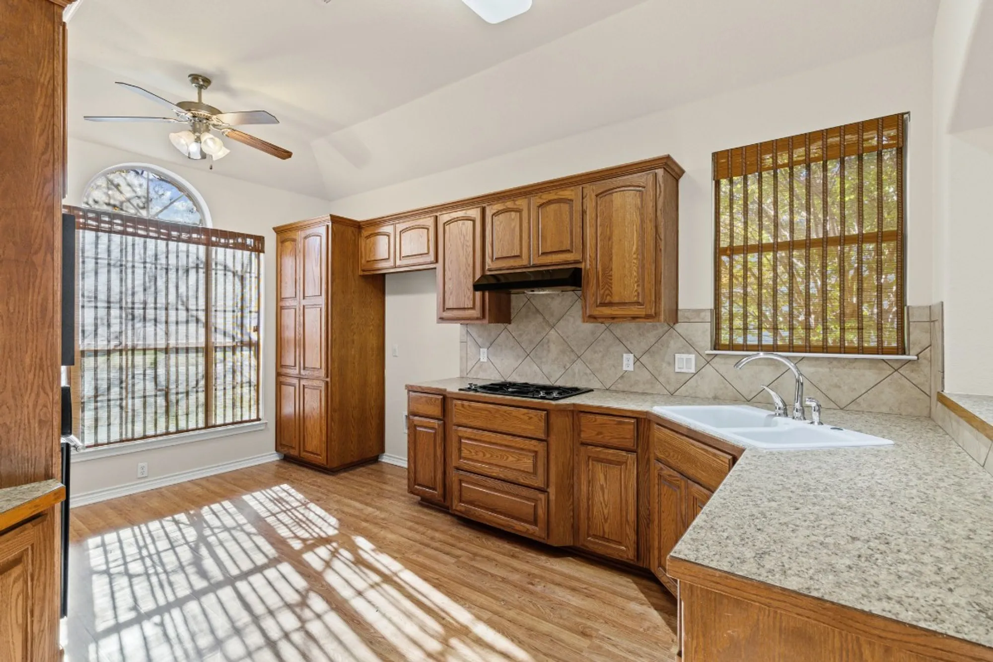 Property Slideshow image 7 of 23 | 715 enchanted rock trl, Georgetown, TX, 78633