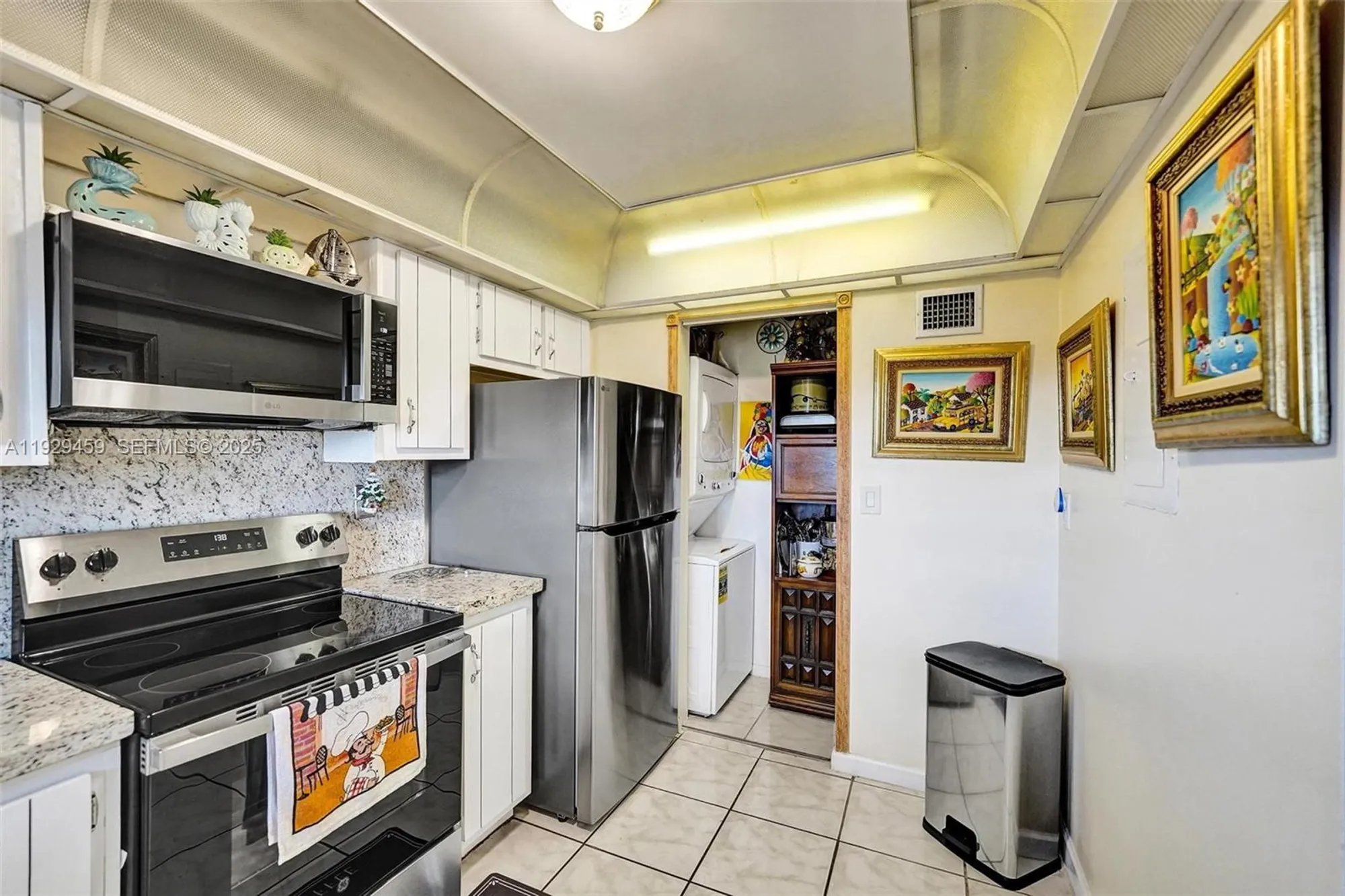 Property Slideshow image 9 of 44 | 5860 nw 44th st apt 806, Lauderhill, FL, 33319