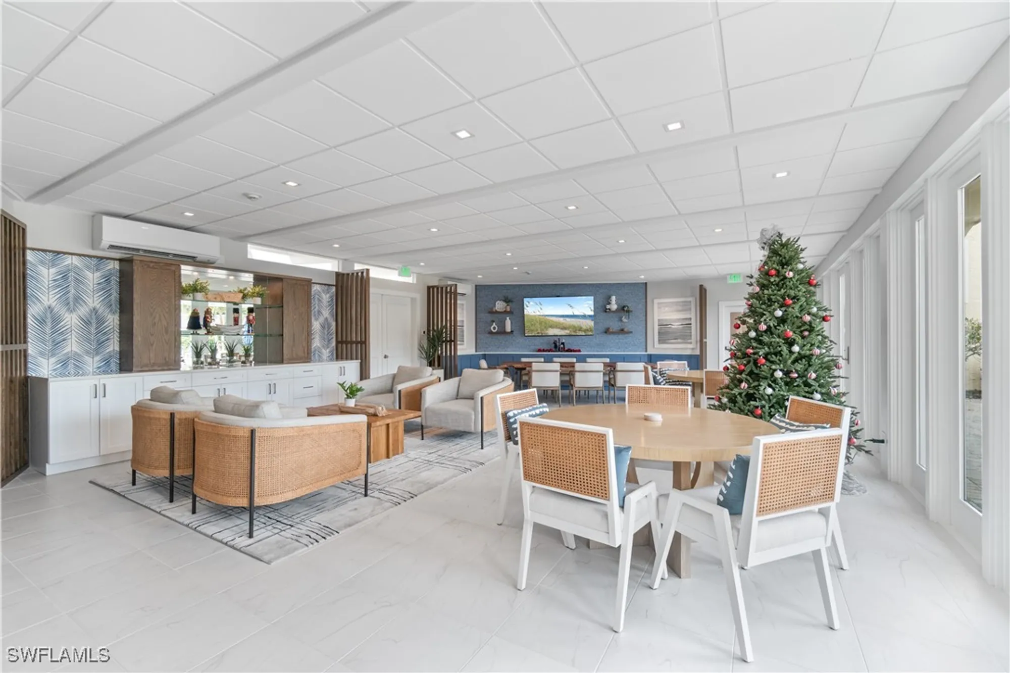 Property Slideshow image 10 of 25 | 3420 gulf shore blvd 63, Naples, FL, 34103