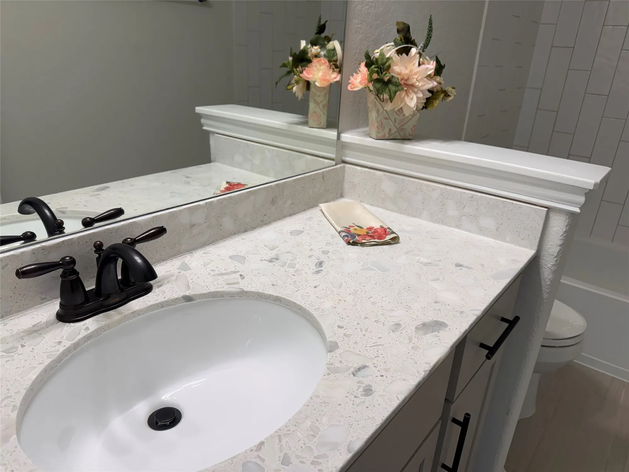 Property Slideshow image 36 of 50 | 649 jaboncillo st, New Braunfels, TX, 78132