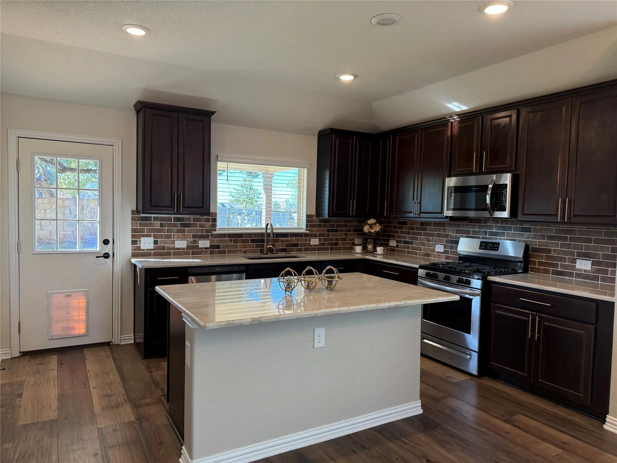 Property Slideshow image 8 of 50 | 649 jaboncillo st, New Braunfels, TX, 78132