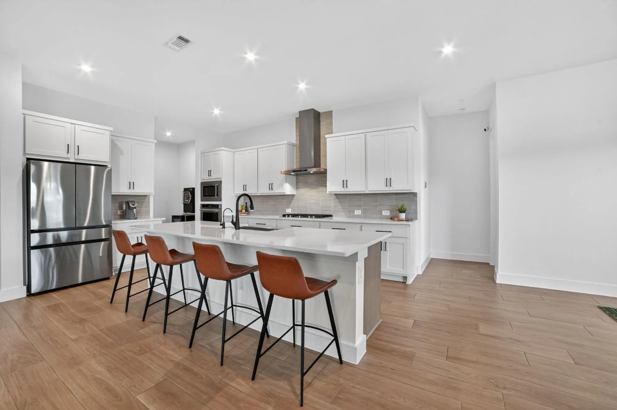 Property Slideshow image 11 of 38 | 200 alava way, Liberty Hill, TX, 78642