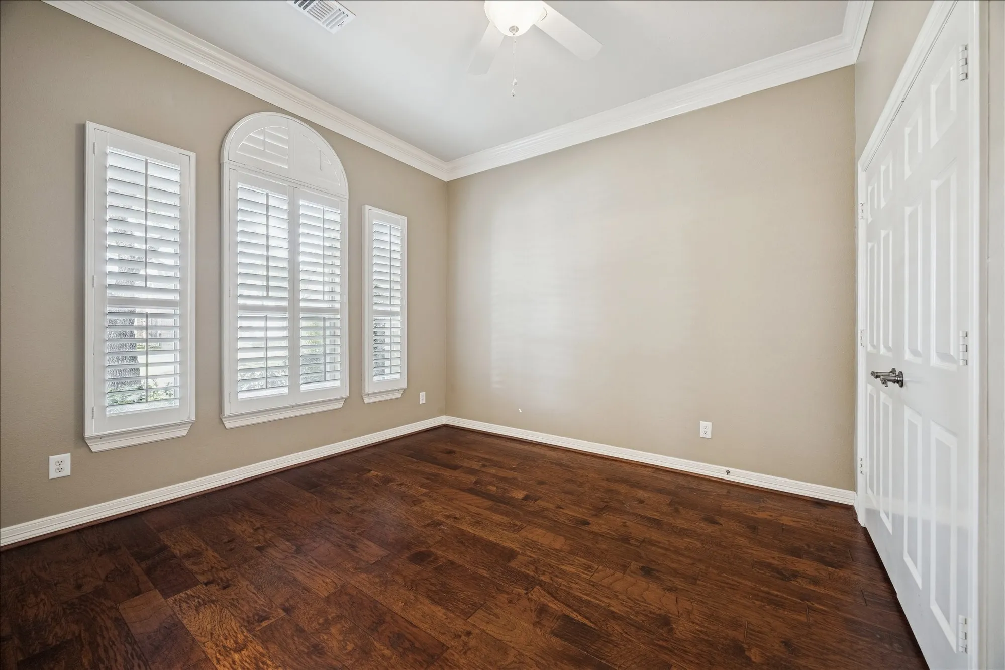 Property Slideshow image 13 of 23 | 5203 juniper terrace ln, Katy, TX, 77494