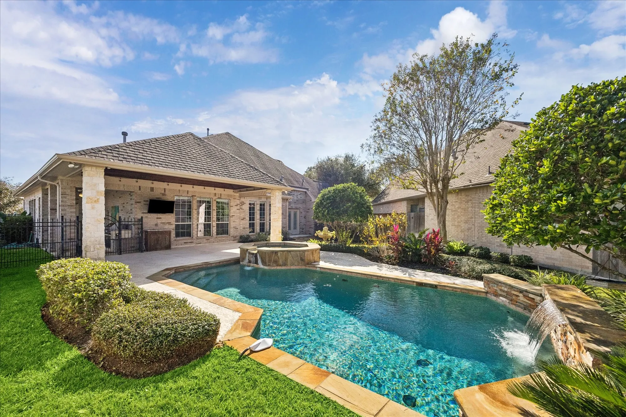 Property Slideshow image 21 of 23 | 5203 juniper terrace ln, Katy, TX, 77494