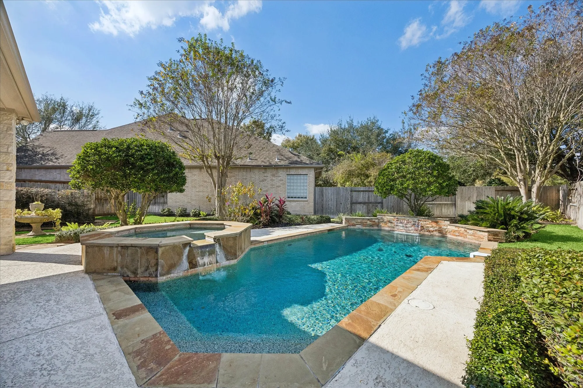 Property Slideshow image 22 of 23 | 5203 juniper terrace ln, Katy, TX, 77494