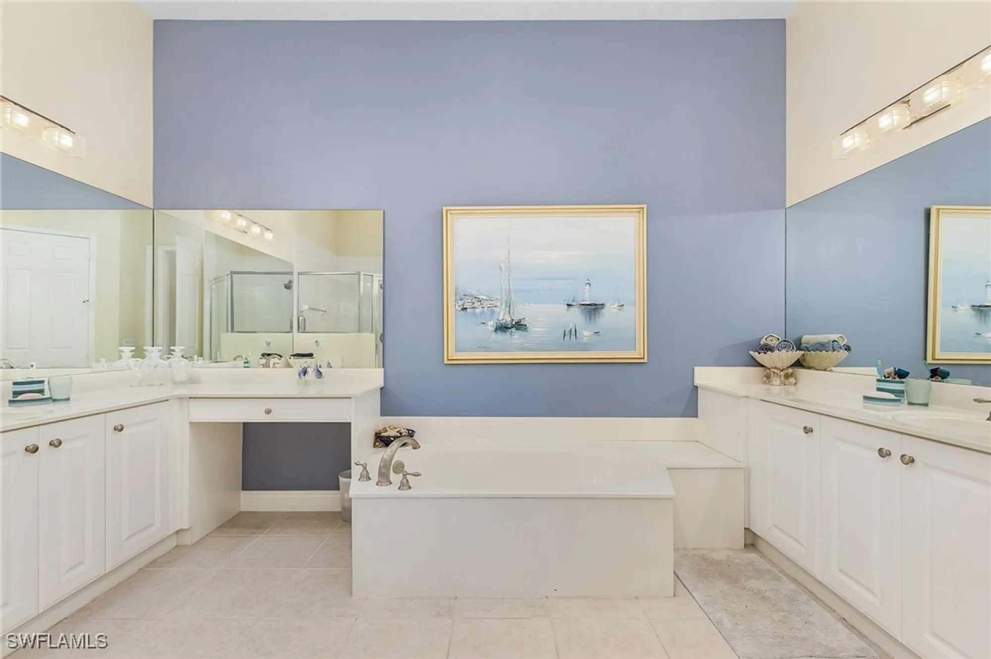 Property Slideshow image 11 of 23 | 9283 museo cir 204, Naples, FL, 34114