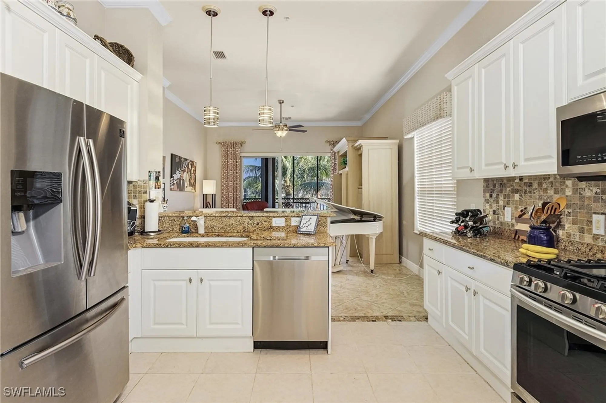 Property Slideshow image 5 of 23 | 9283 museo cir 204, Naples, FL, 34114