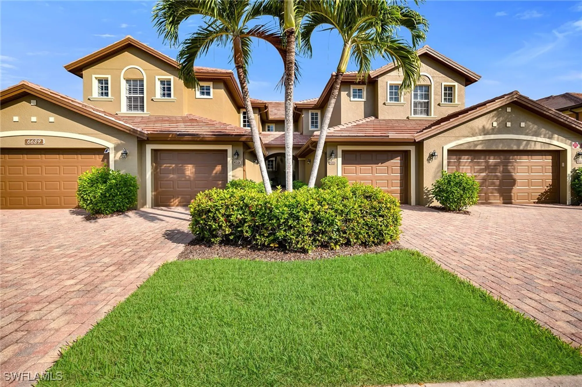 Property Slideshow image 1 of 47 | 6689 alden woods cir 201, Naples, FL, 34113
