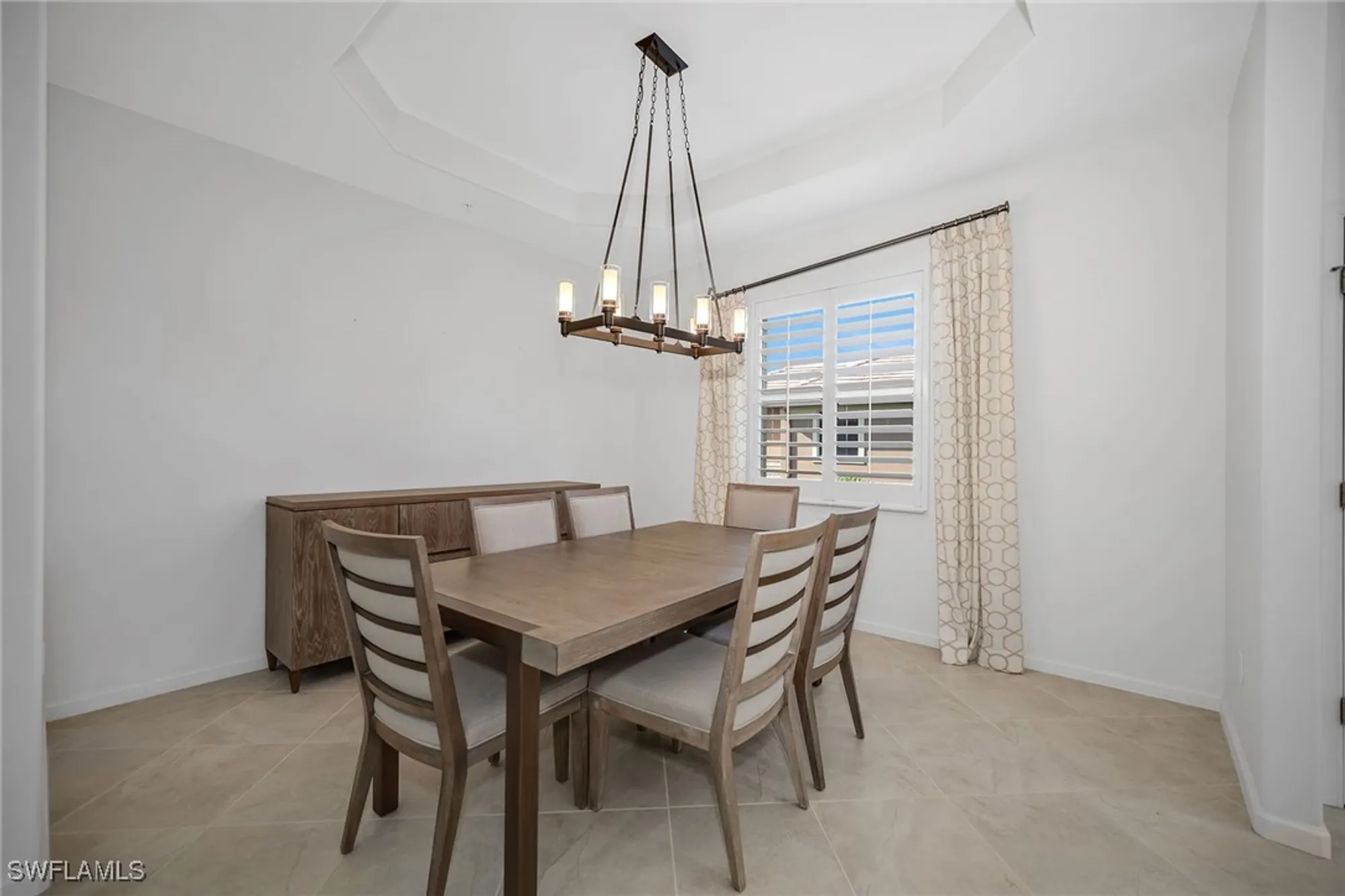 Property Slideshow image 11 of 47 | 6689 alden woods cir 201, Naples, FL, 34113