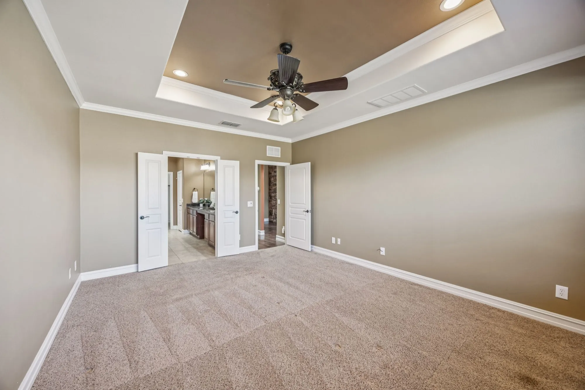 Property Slideshow image 16 of 31 | 1728 hacienda heights ln, Frisco, TX, 75036
