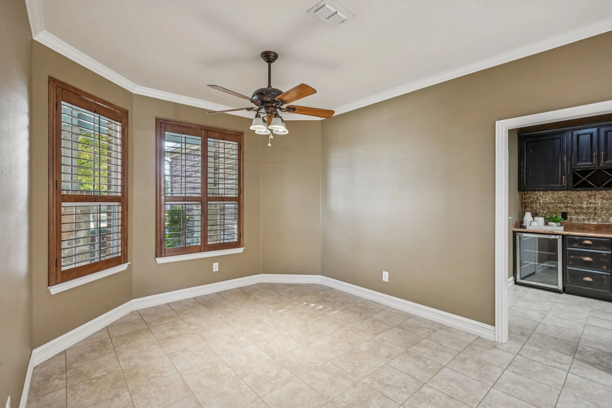 Property Slideshow image 11 of 31 | 1728 hacienda heights ln, Frisco, TX, 75036