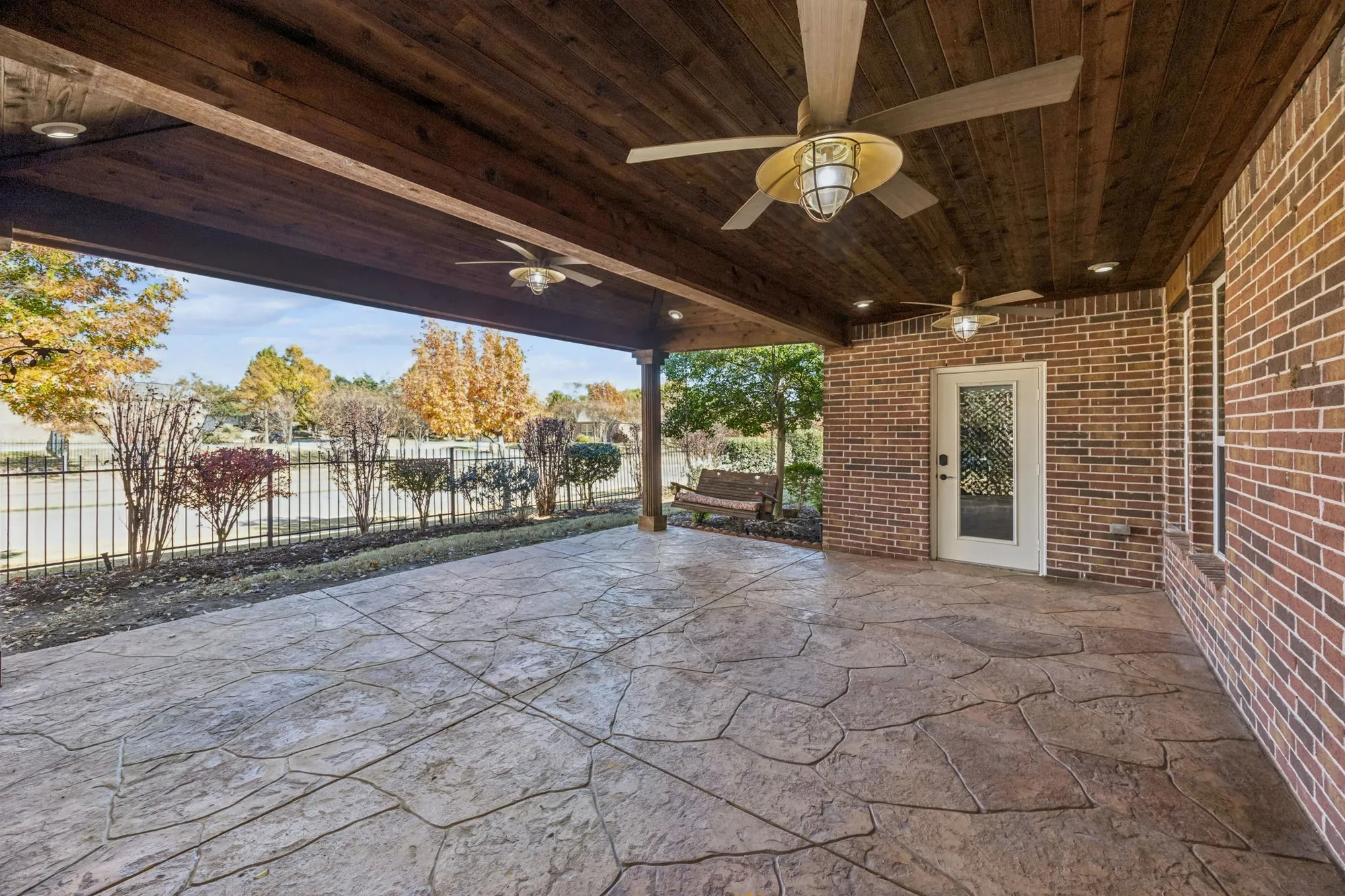 Property Slideshow image 24 of 31 | 1728 hacienda heights ln, Frisco, TX, 75036