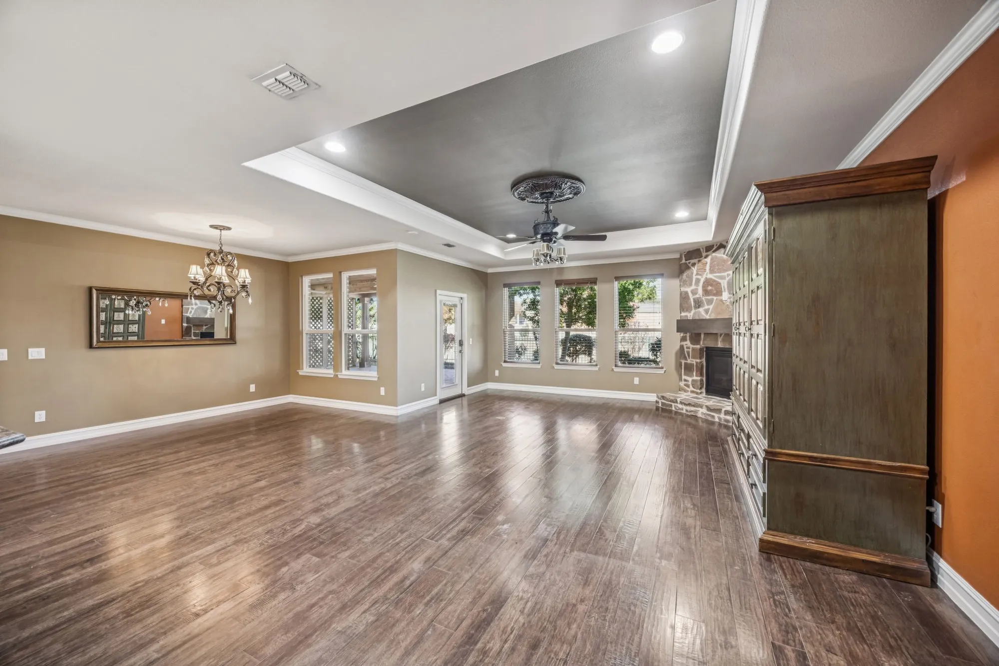 Property Slideshow image 4 of 31 | 1728 hacienda heights ln, Frisco, TX, 75036