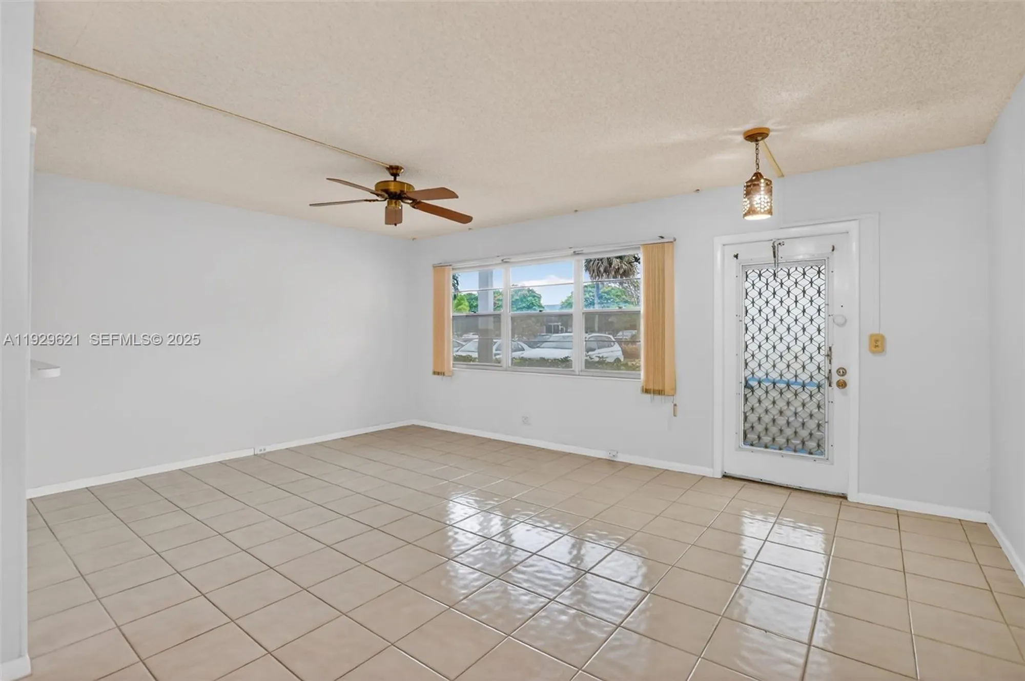 Property Slideshow image 8 of 32 | 1008 farnham n # 1008, Deerfield Beach, FL, 33442