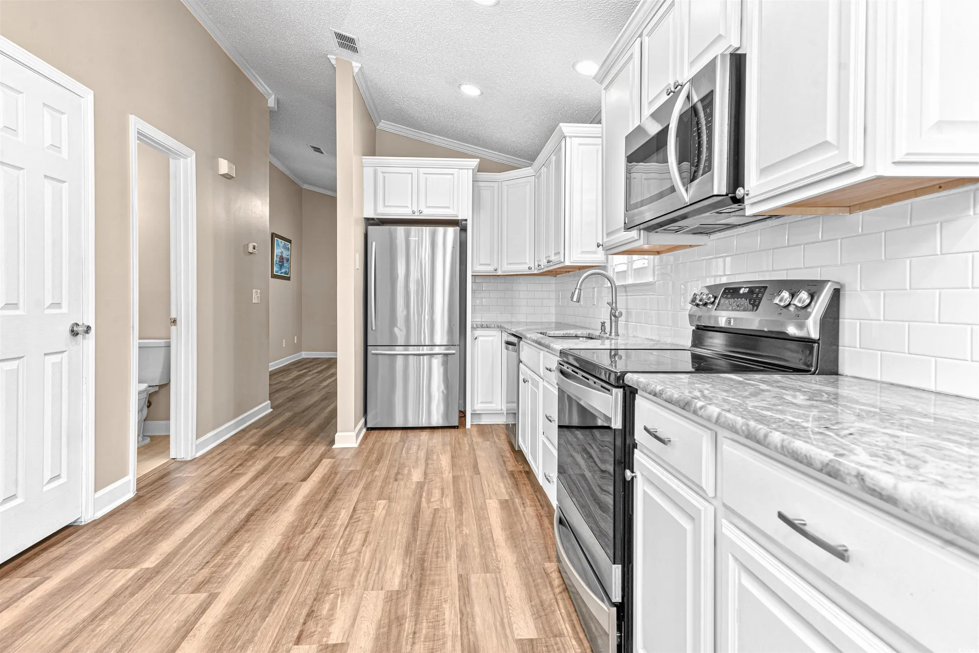 Property Slideshow image 11 of 40 | 1516 saint george ln, Myrtle Beach, SC, 29588