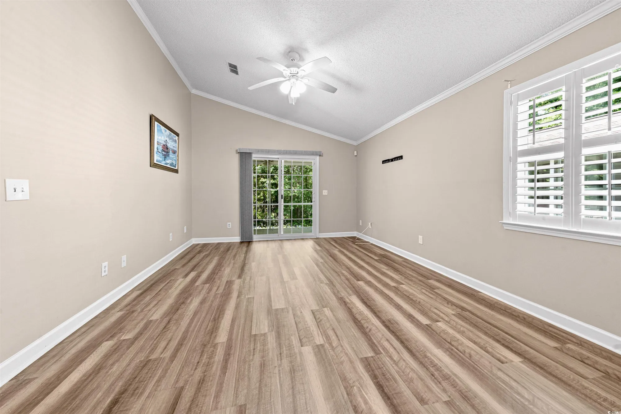 Property Slideshow image 5 of 40 | 1516 saint george ln, Myrtle Beach, SC, 29588
