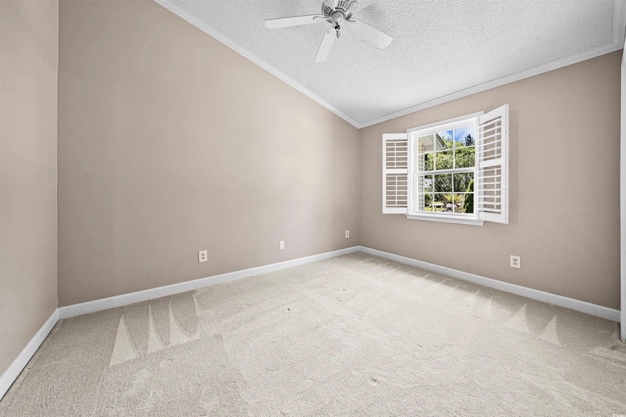 Property Slideshow image 7 of 40 | 1516 saint george ln, Myrtle Beach, SC, 29588