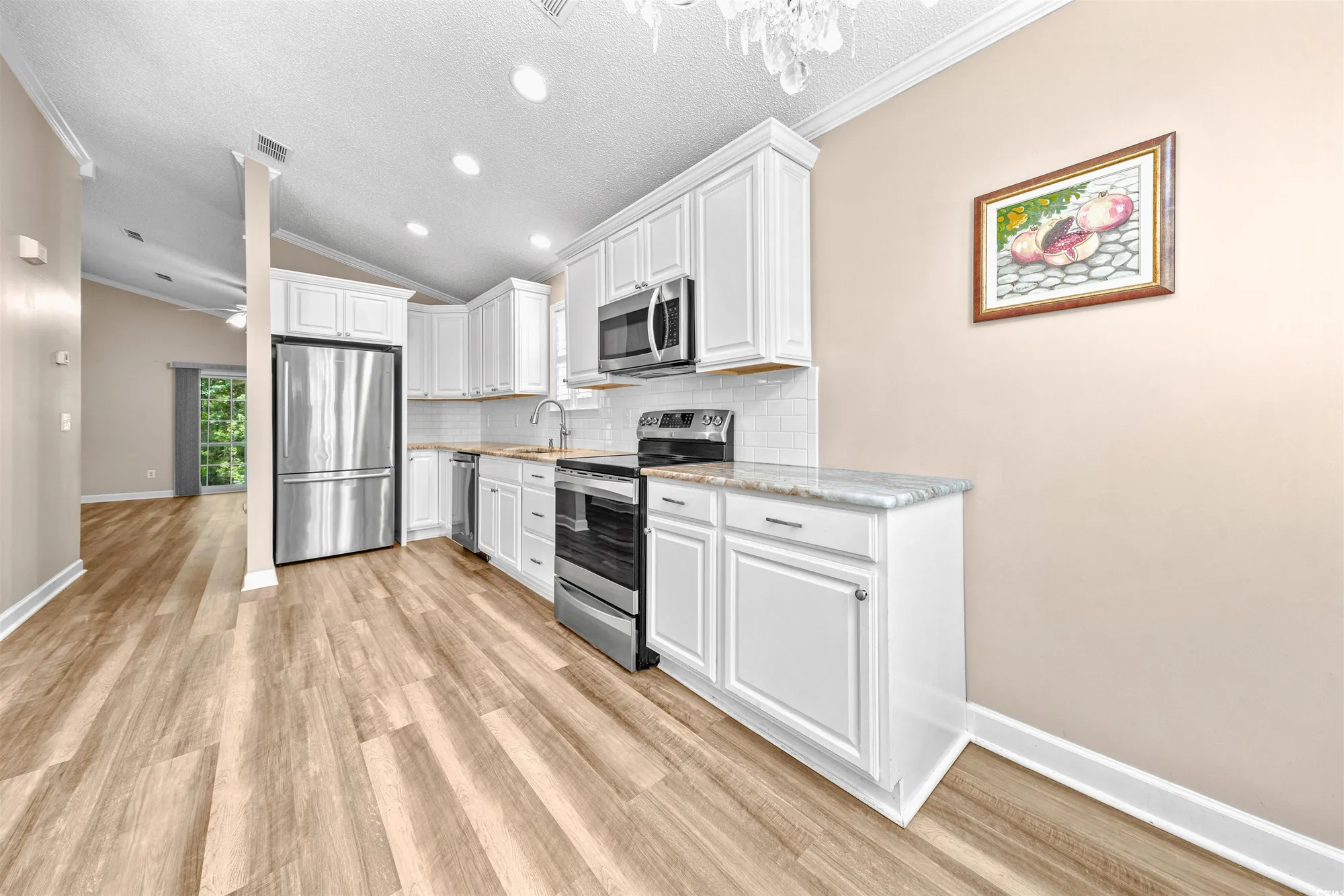 Property Slideshow image 8 of 40 | 1516 saint george ln, Myrtle Beach, SC, 29588