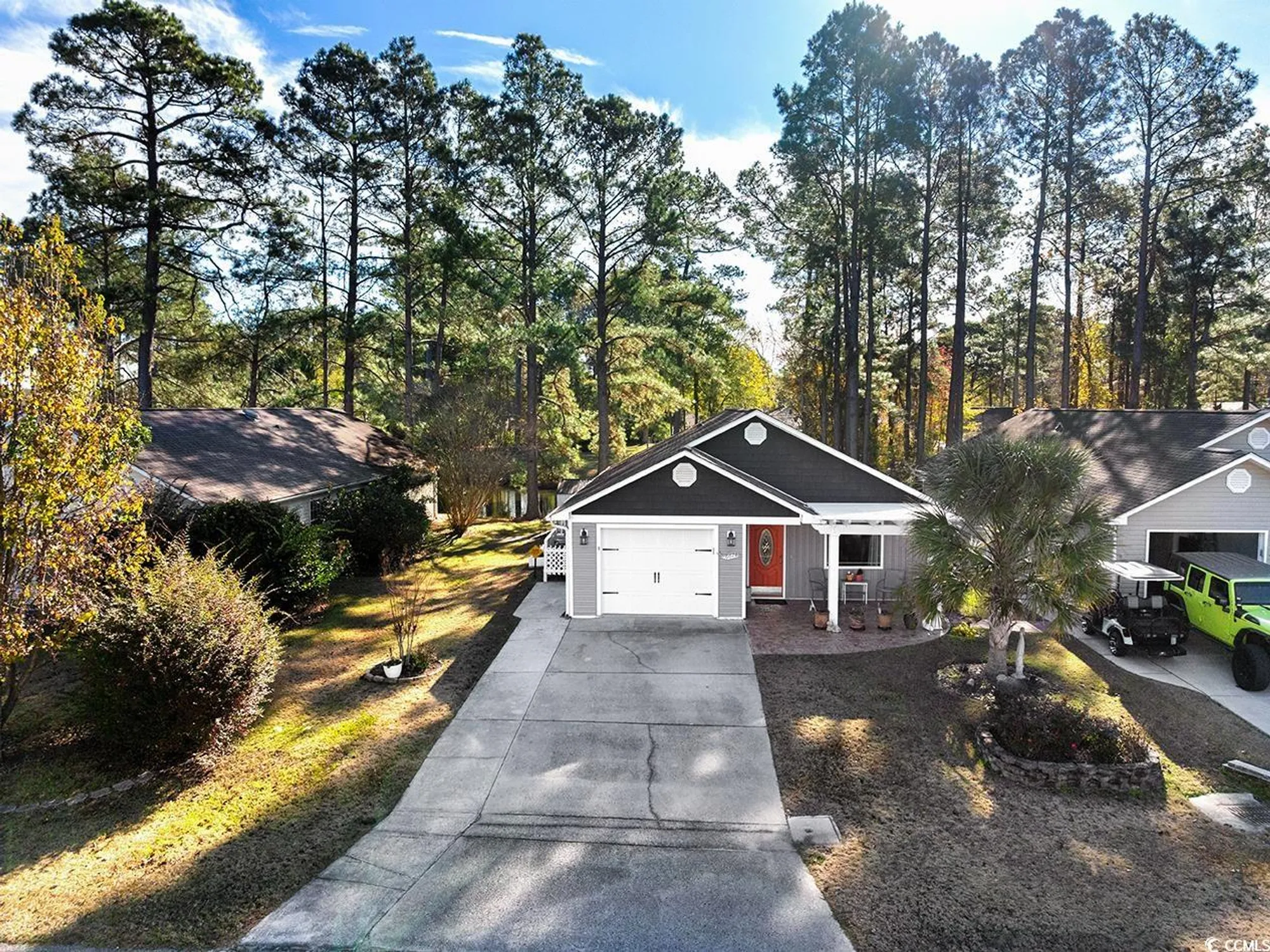 Property Slideshow image 1 of 35 | 6674 wisteria dr, Myrtle Beach, SC, 29588