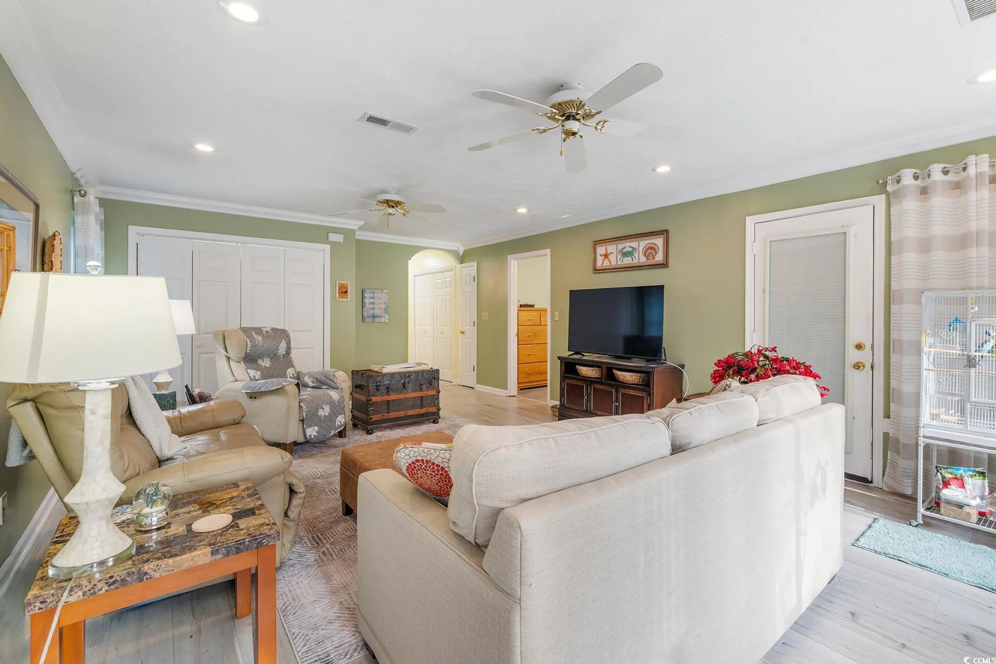 Property Slideshow image 10 of 35 | 6674 wisteria dr, Myrtle Beach, SC, 29588