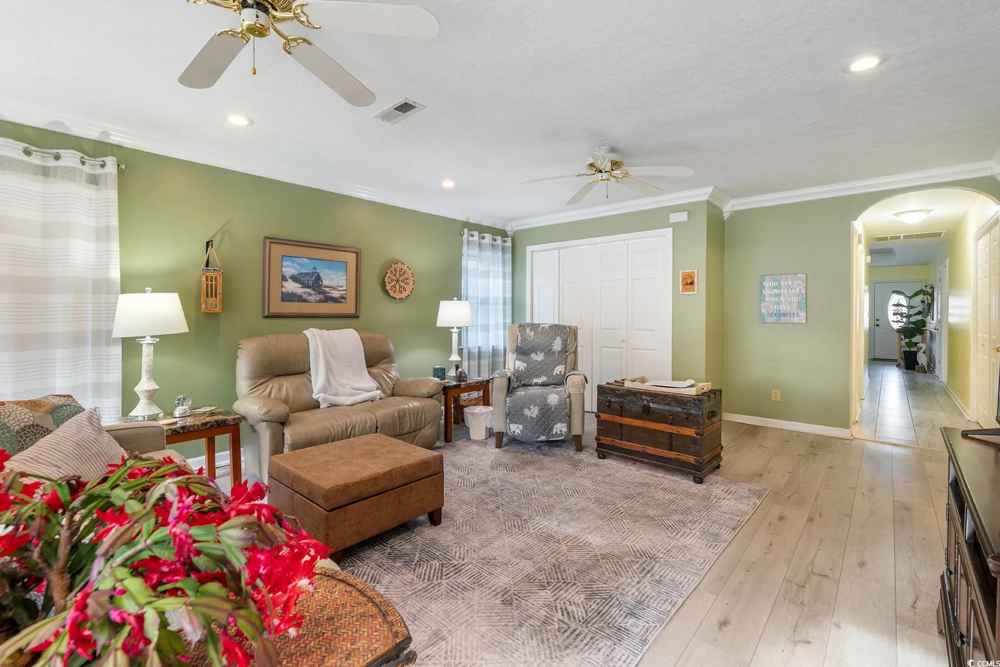 Property Slideshow image 11 of 35 | 6674 wisteria dr, Myrtle Beach, SC, 29588