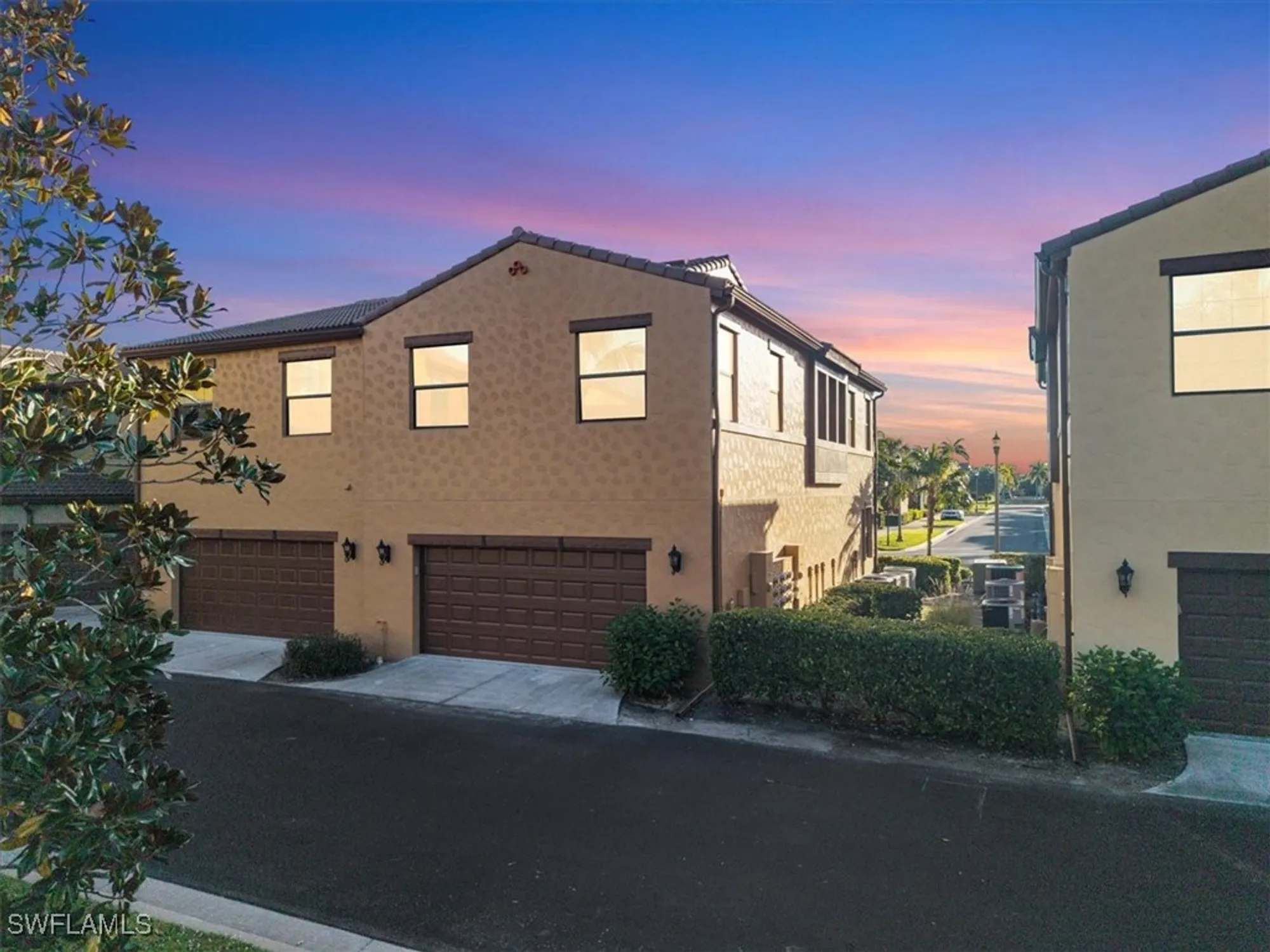 Property Slideshow image 4 of 50 | 9063 capistrano st 4401, Naples, FL, 34113