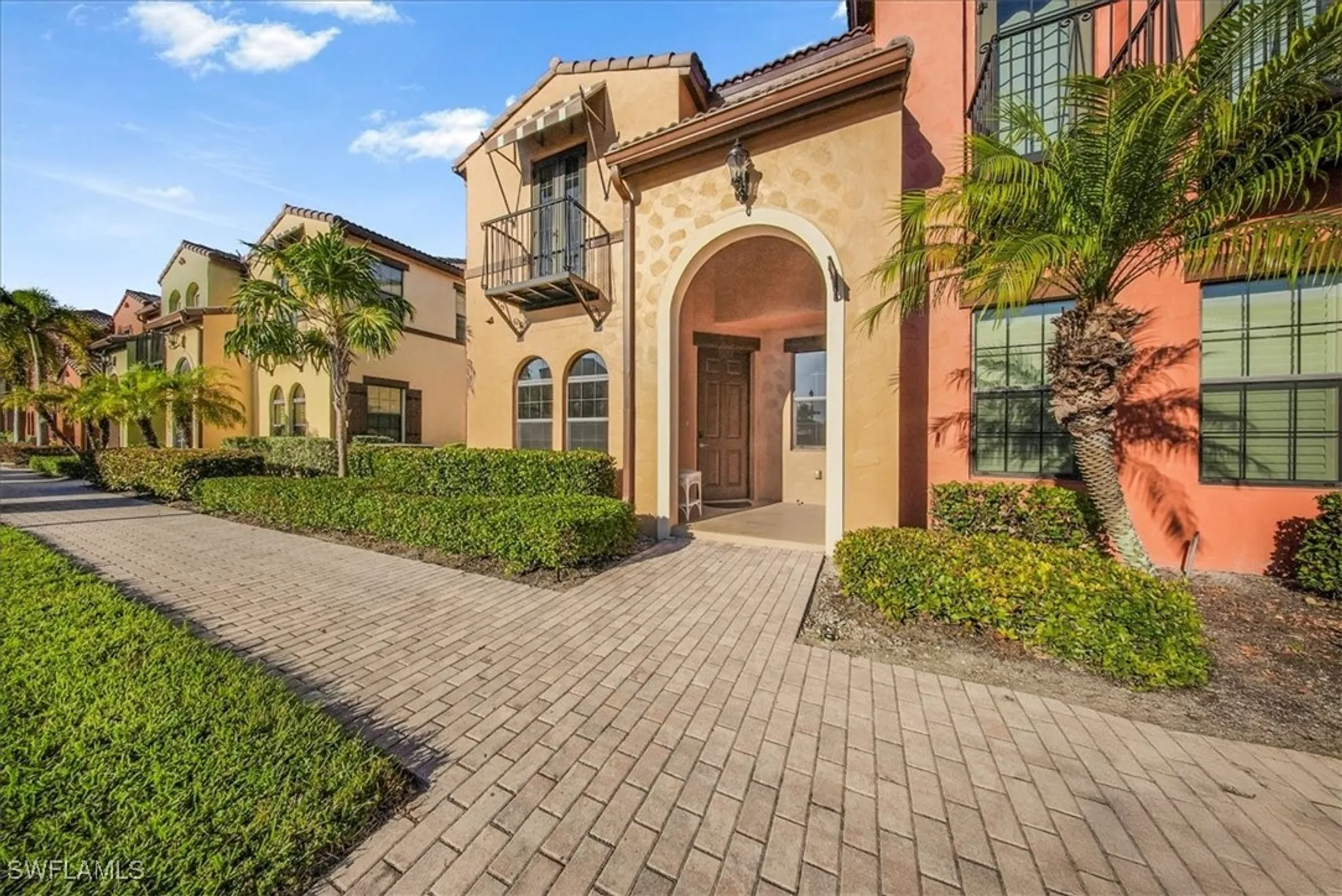 Property Slideshow image 6 of 50 | 9063 capistrano st 4401, Naples, FL, 34113