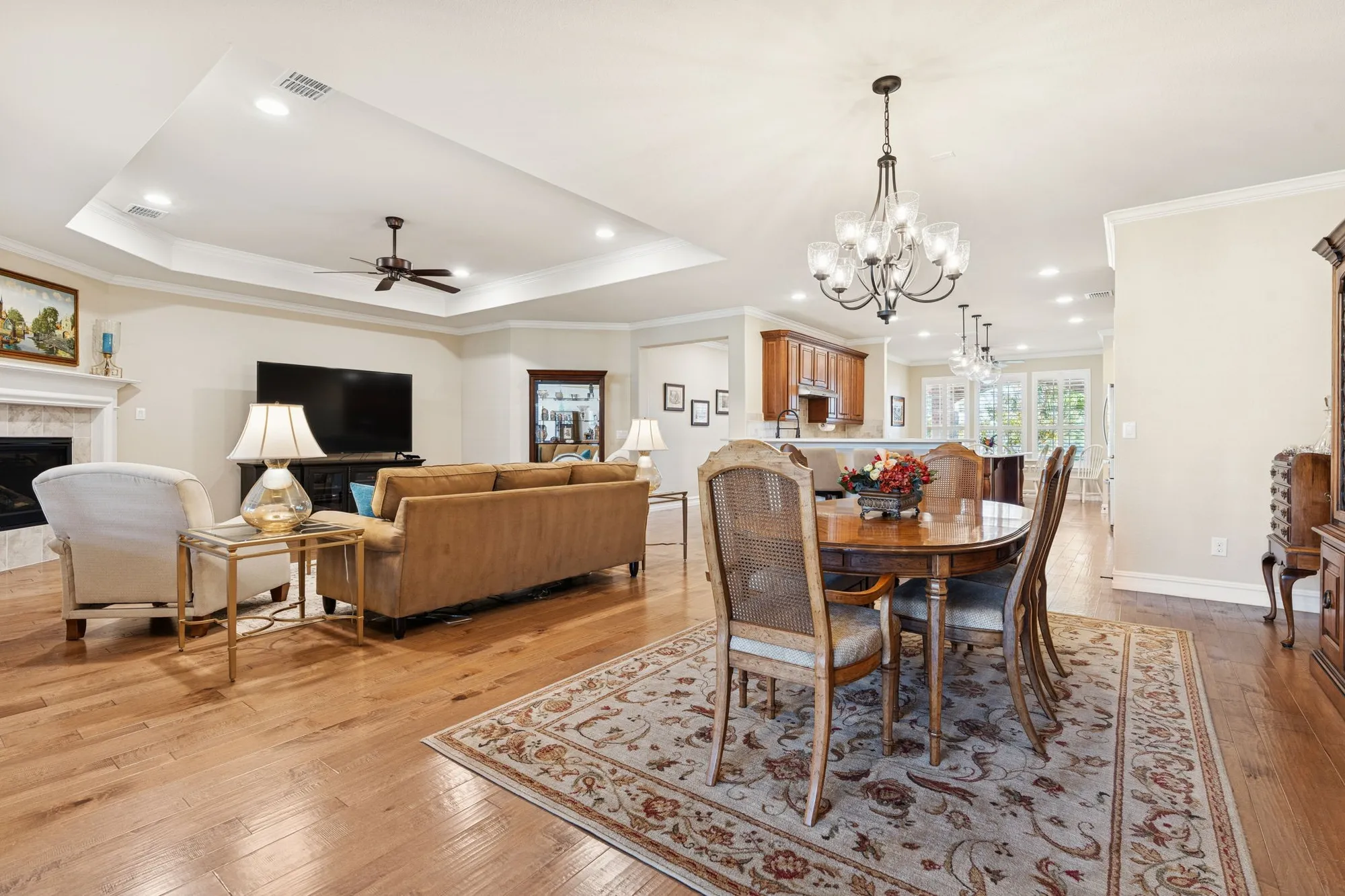 Property Slideshow image 16 of 40 | 1668 marina point ct, Frisco, TX, 75036