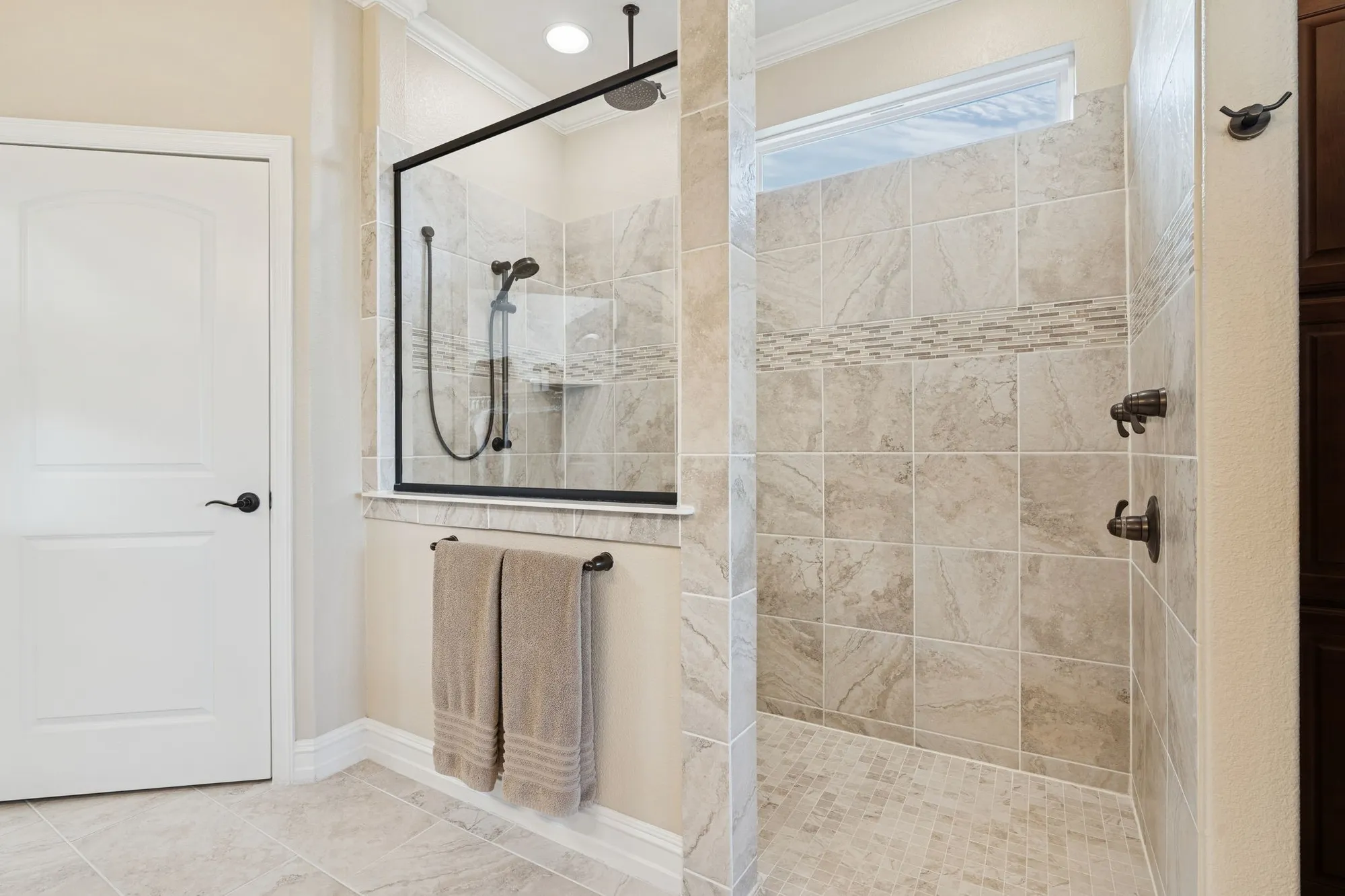 Property Slideshow image 24 of 40 | 1668 marina point ct, Frisco, TX, 75036