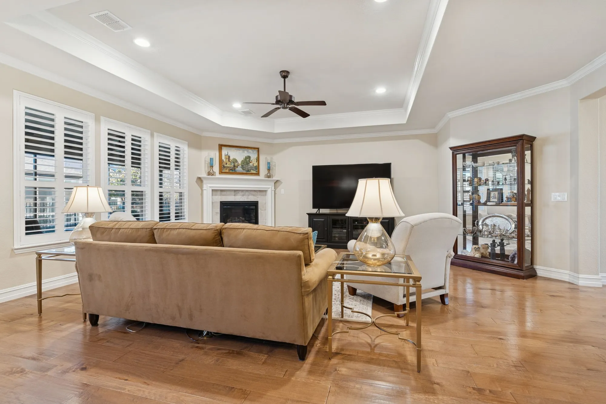 Property Slideshow image 9 of 40 | 1668 marina point ct, Frisco, TX, 75036