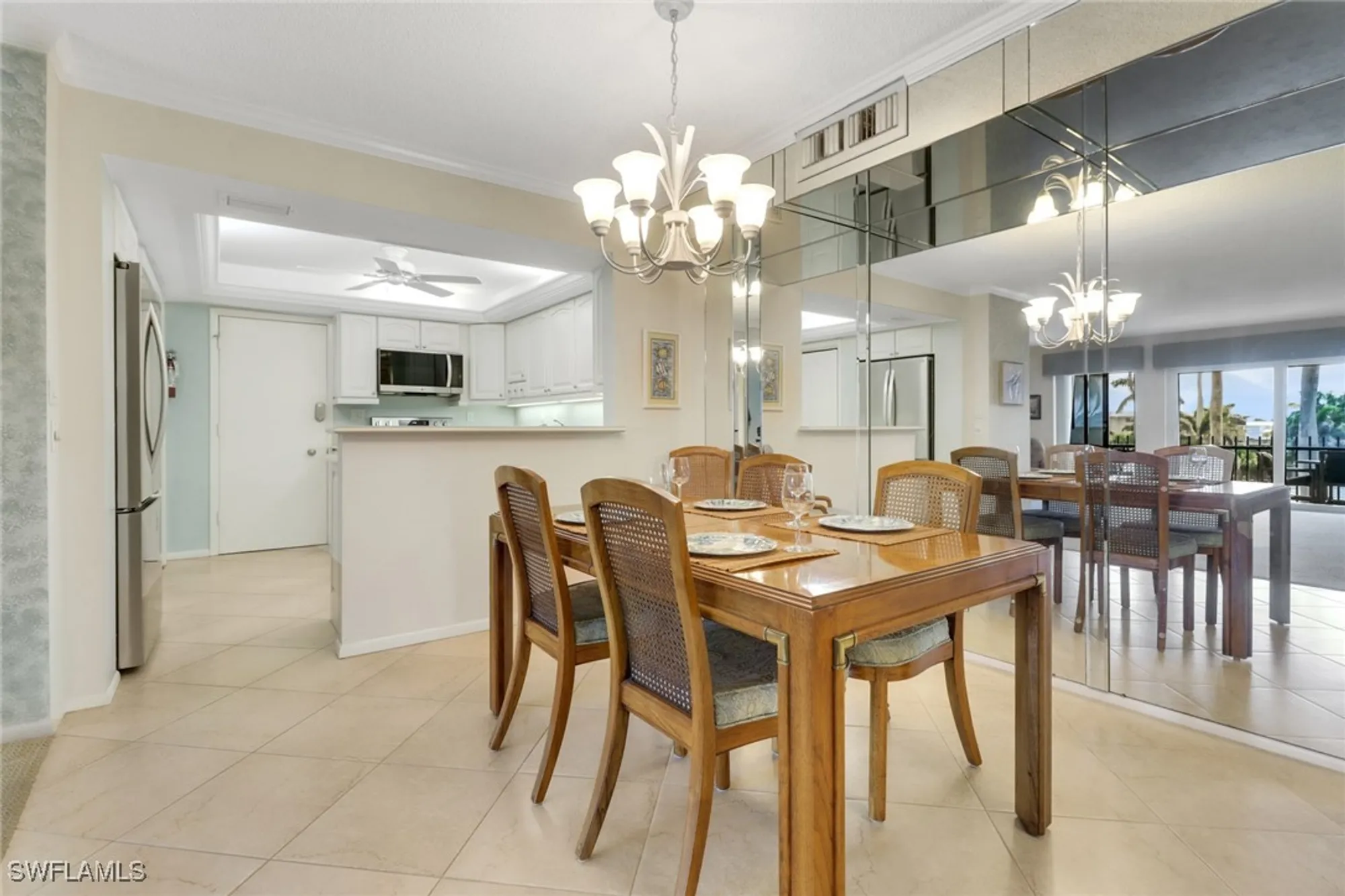 Property Slideshow image 12 of 34 | 3399 gulf shore blvd 303, Naples, FL, 34103