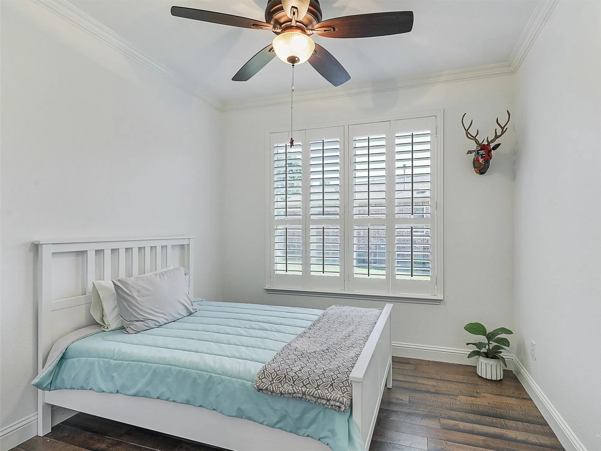 Property Slideshow image 23 of 38 | 6073 prairie bend ln, Frisco, TX, 75036