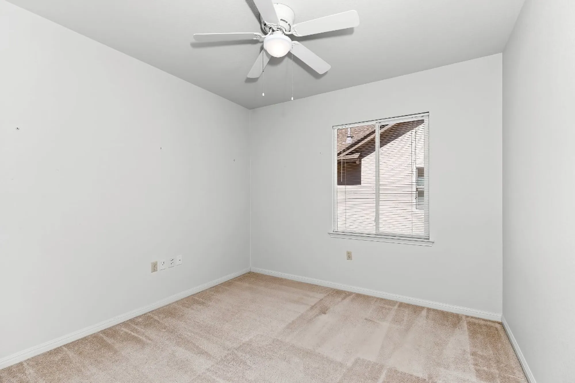 Property Slideshow image 16 of 22 | 505 texas dr, Georgetown, TX, 78633