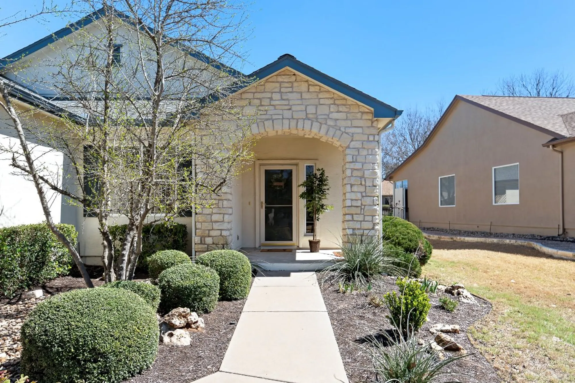 Property Slideshow image 1 of 22 | 505 texas dr, Georgetown, TX, 78633