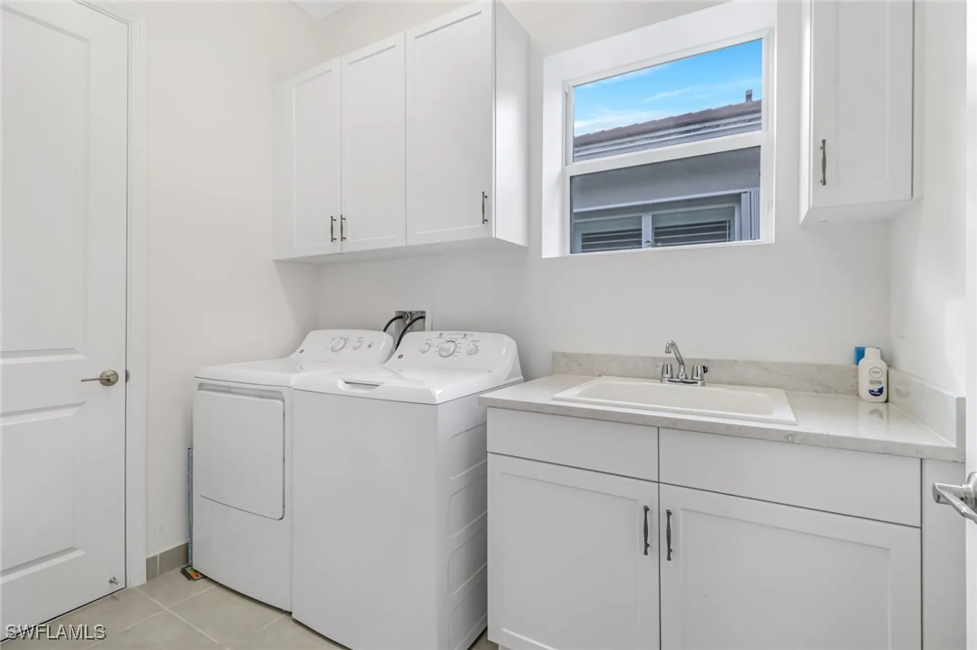 Property Slideshow image 23 of 43 | 28485 capraia dr, Bonita Springs, FL, 34135