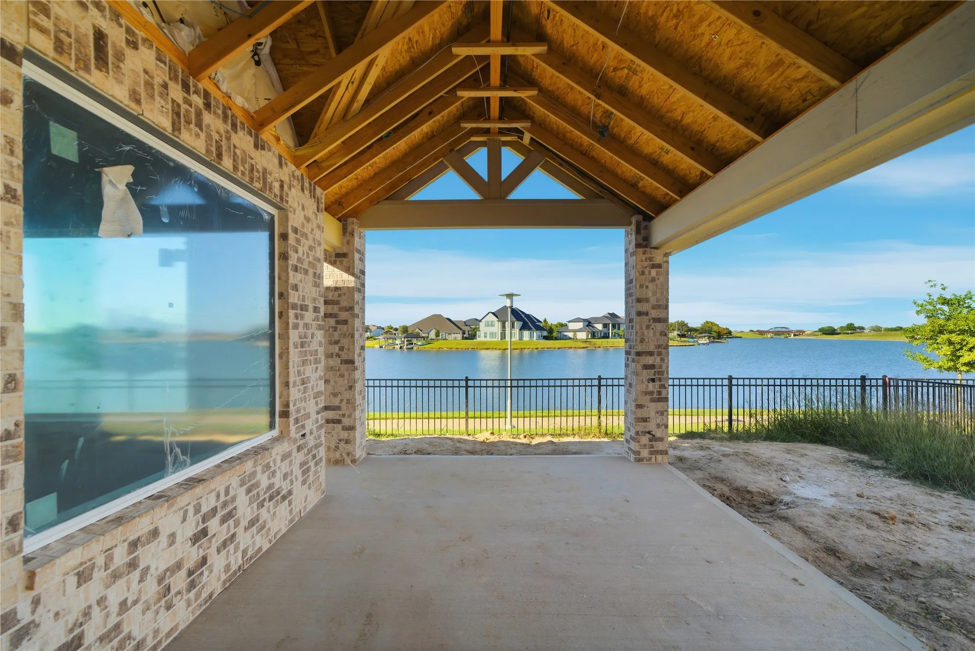 Property Slideshow image 17 of 33 | 18706 mystic maple ln, Cypress, TX, 77433