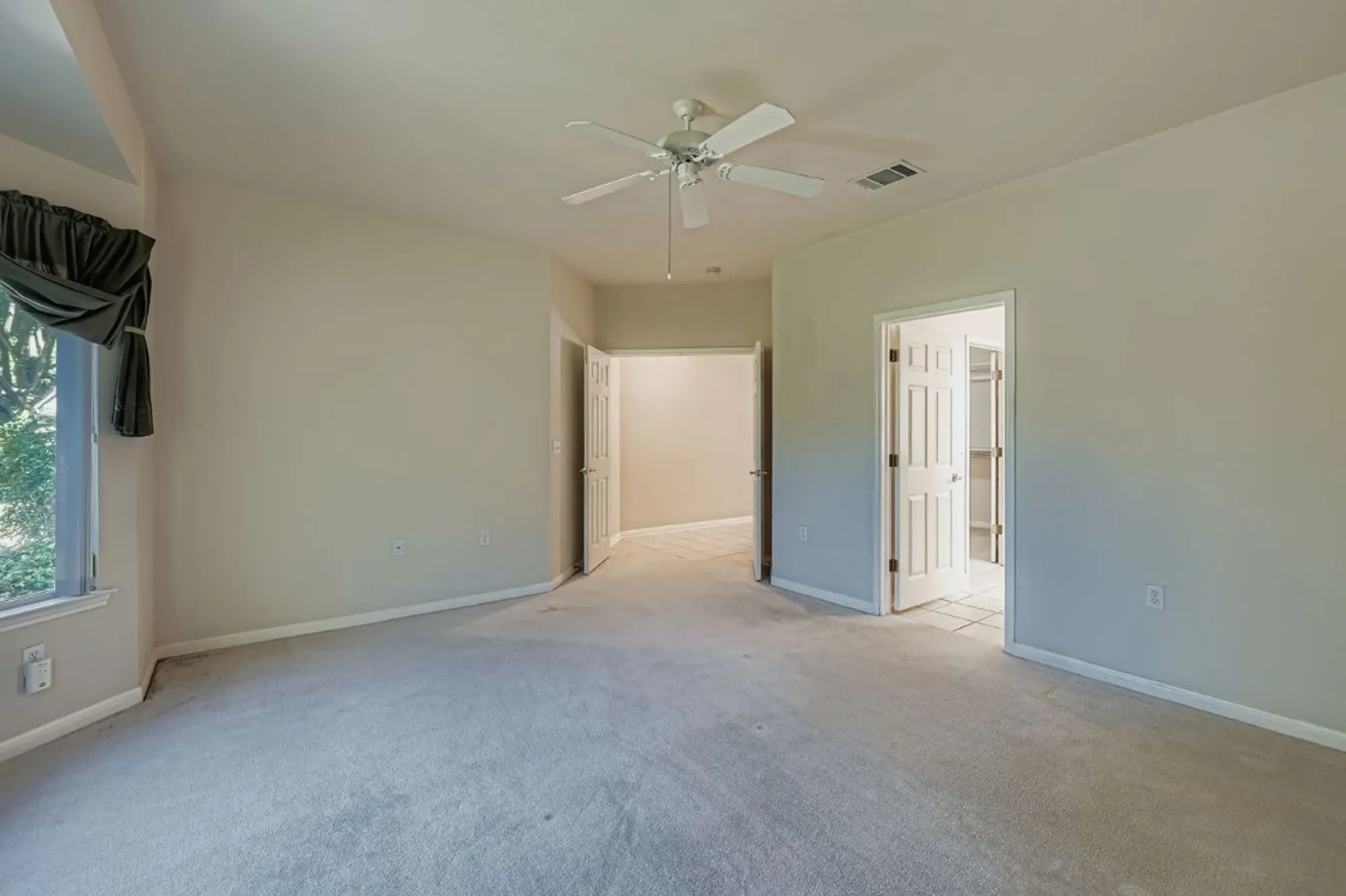 Property Slideshow image 18 of 29 | 102 lubbock dr, Georgetown, TX, 78633