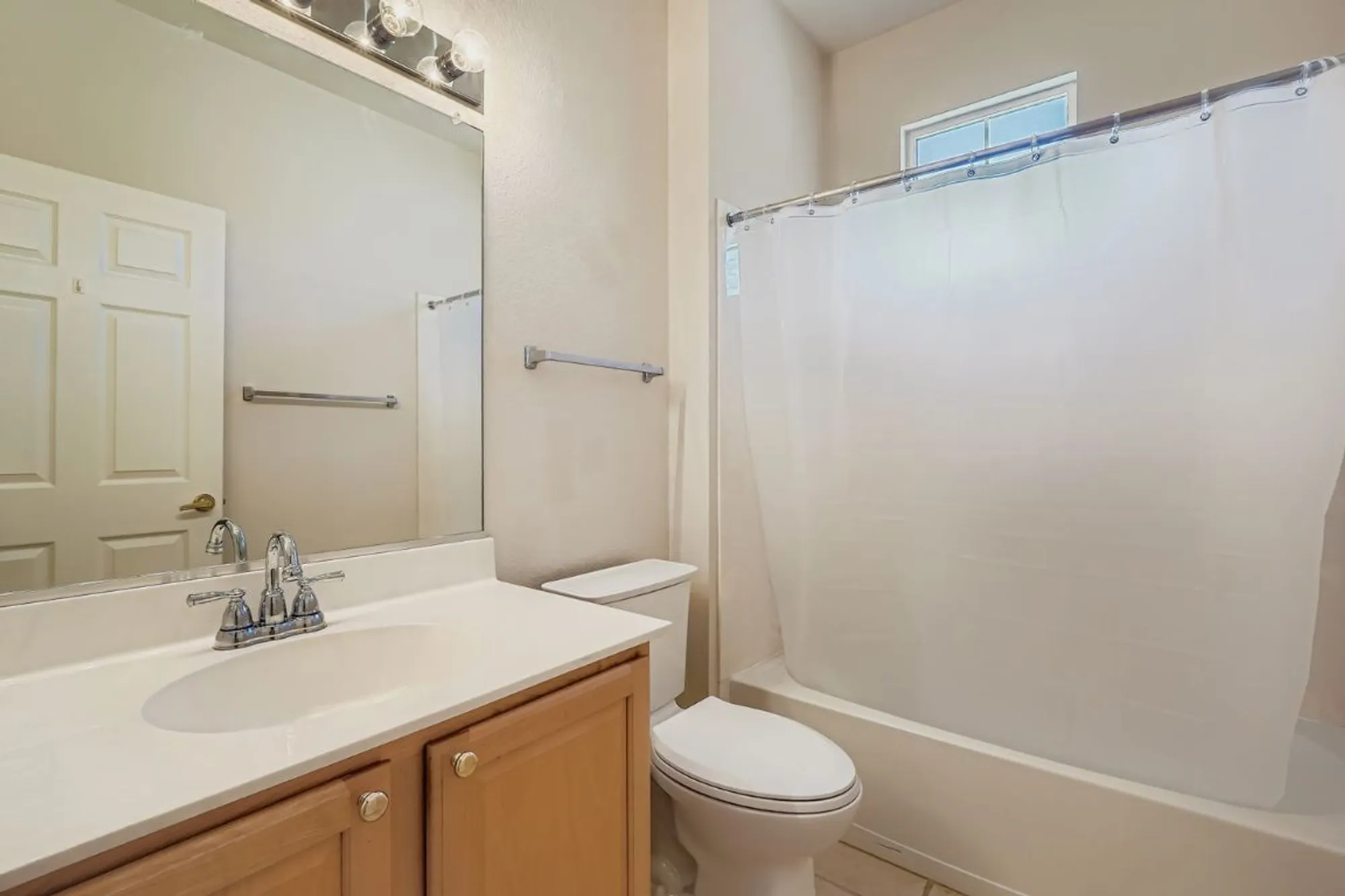 Property Slideshow image 24 of 29 | 102 lubbock dr, Georgetown, TX, 78633