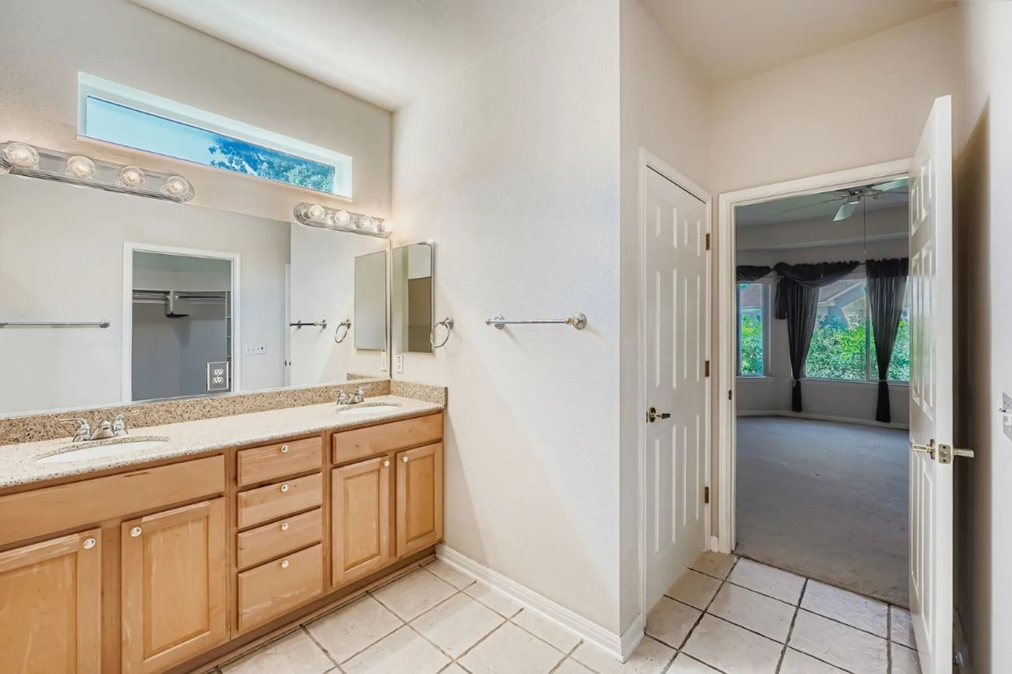 Property Slideshow image 20 of 29 | 102 lubbock dr, Georgetown, TX, 78633