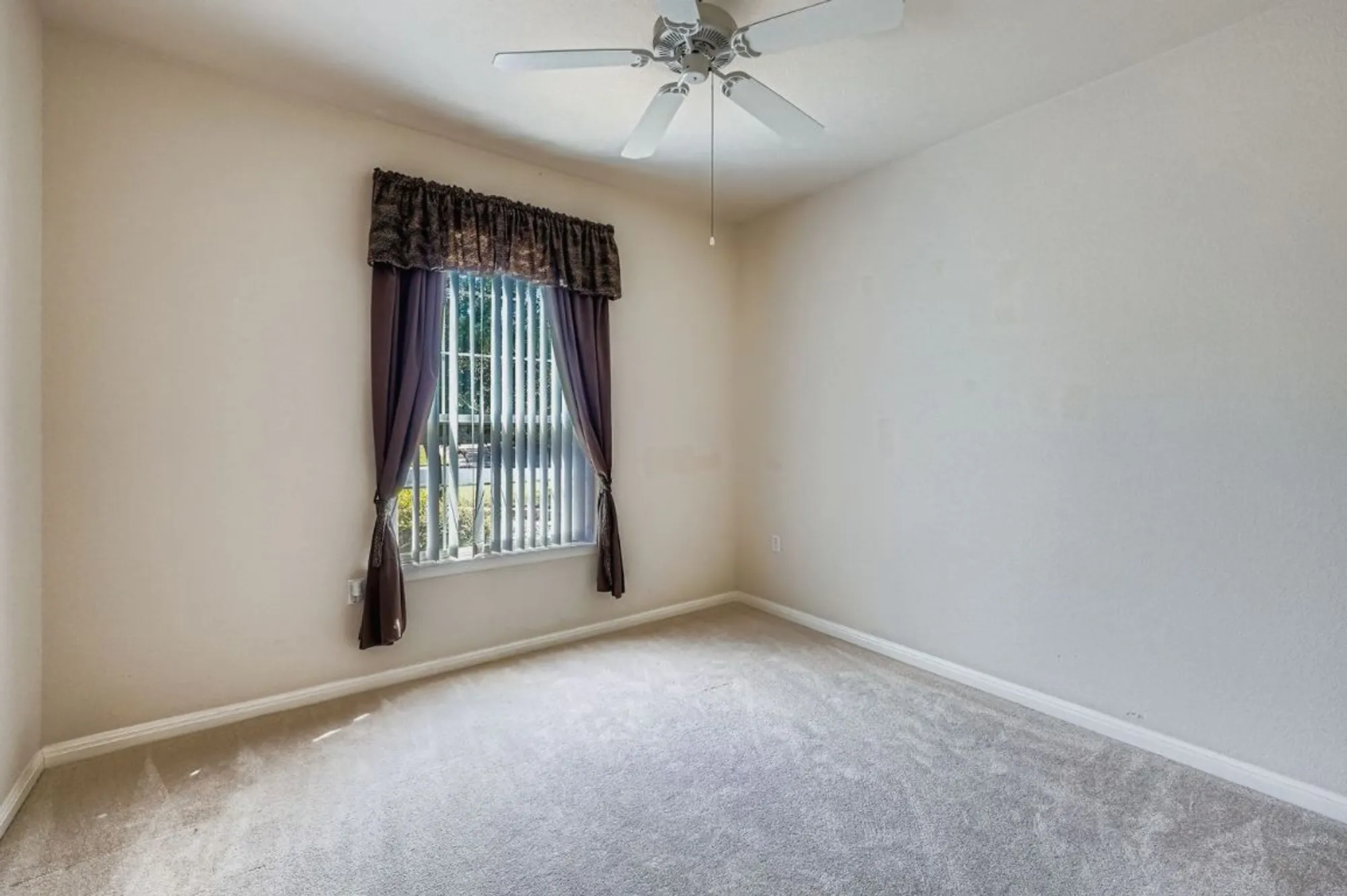 Property Slideshow image 22 of 29 | 102 lubbock dr, Georgetown, TX, 78633