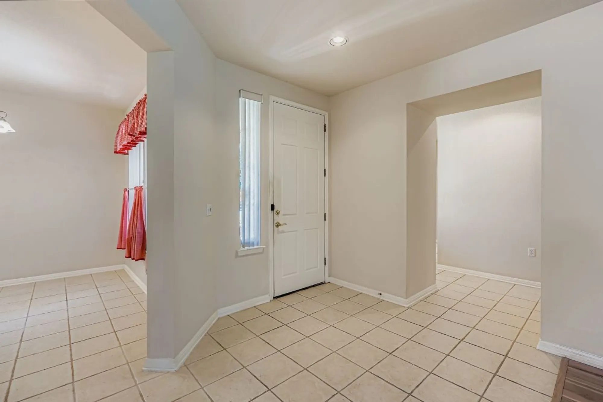 Property Slideshow image 4 of 29 | 102 lubbock dr, Georgetown, TX, 78633