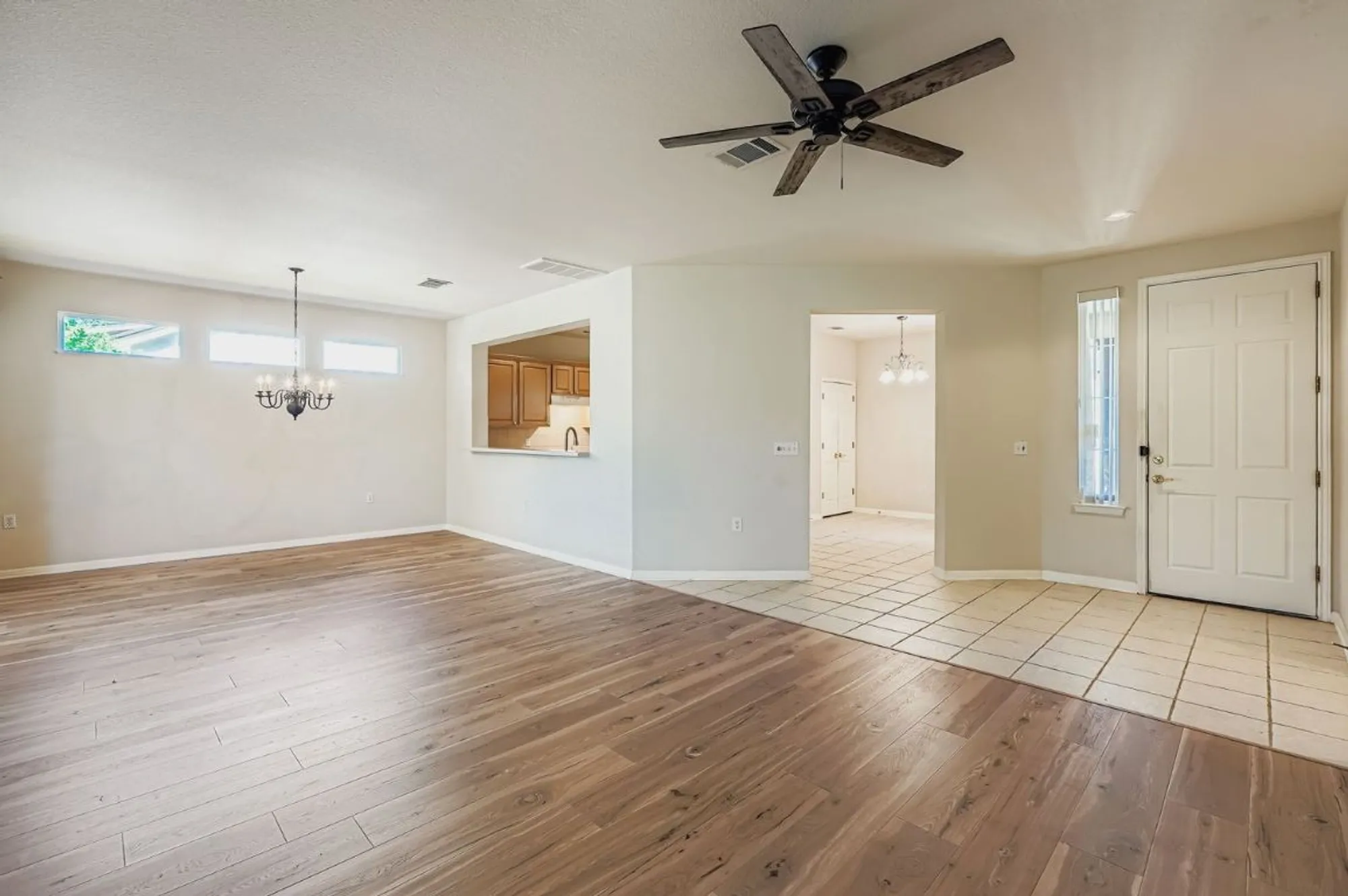 Property Slideshow image 6 of 29 | 102 lubbock dr, Georgetown, TX, 78633