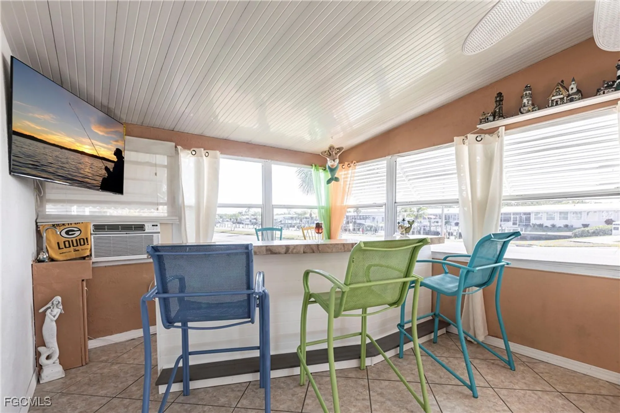 Property Slideshow image 19 of 35 | 5701 captain john smith loop, North Fort Myers, FL, 33917