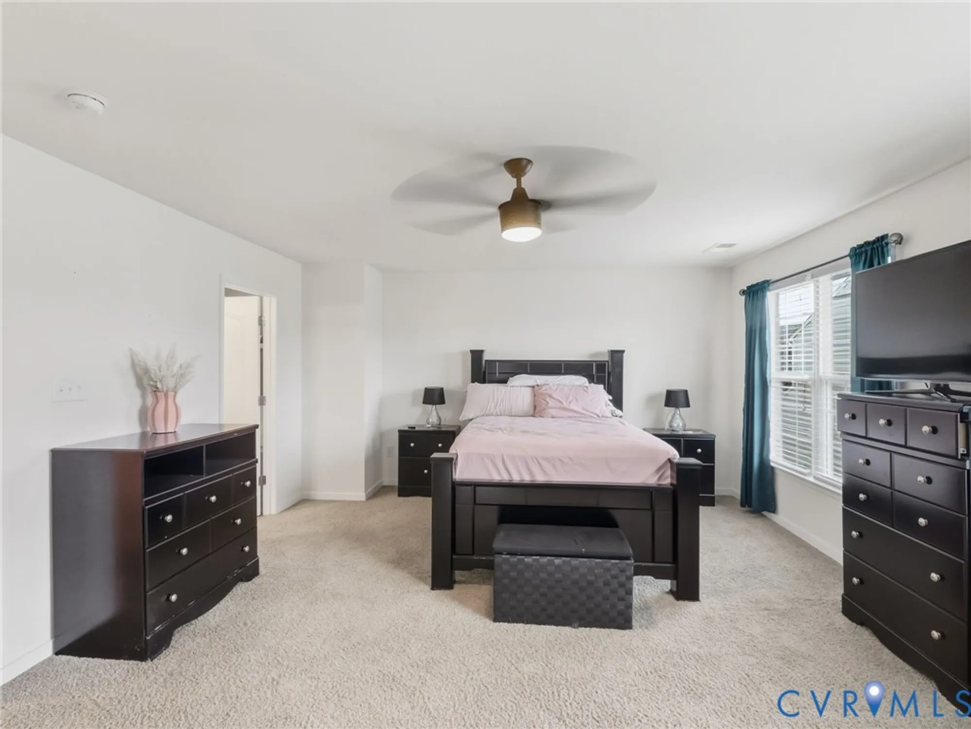 Property Slideshow image 19 of 36 | 7520 washington arch dr, Mechanicsville, VA, 23111