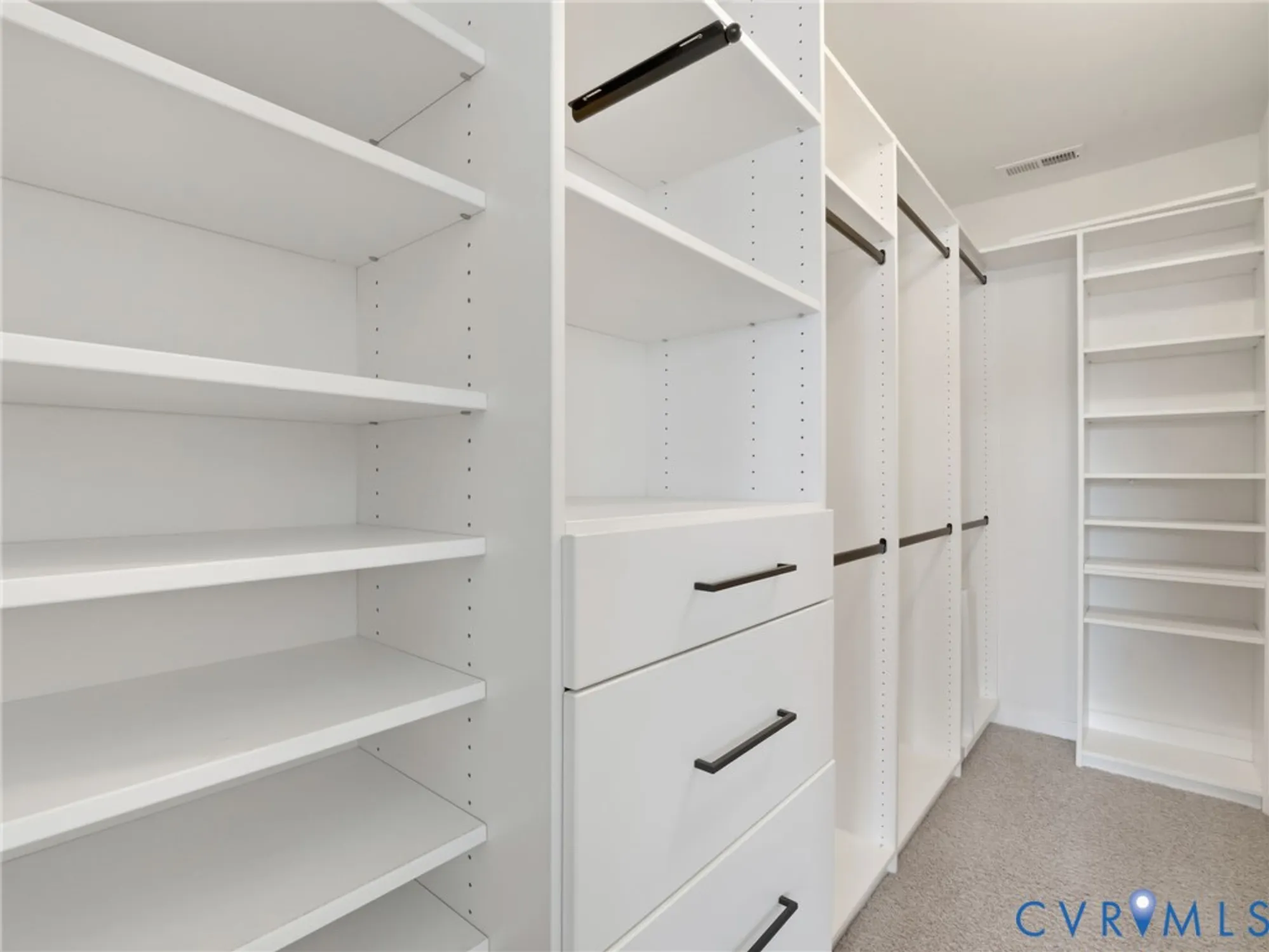 Property Slideshow image 23 of 36 | 7520 washington arch dr, Mechanicsville, VA, 23111