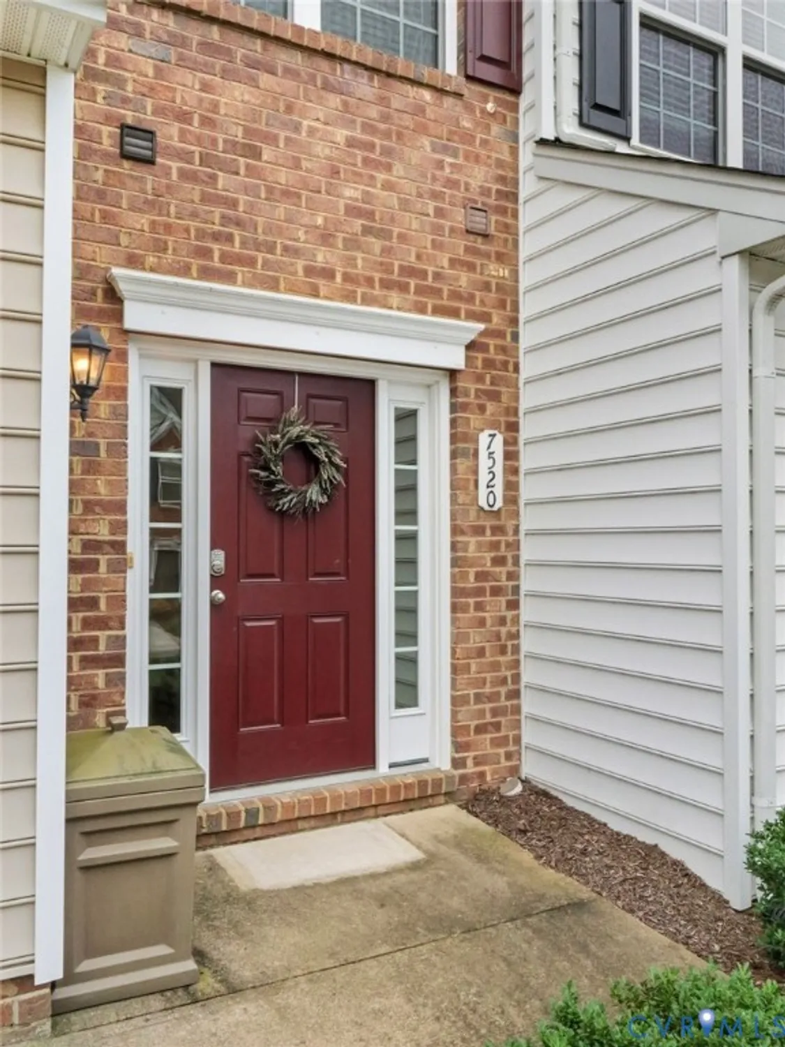 Property Slideshow image 4 of 36 | 7520 washington arch dr, Mechanicsville, VA, 23111