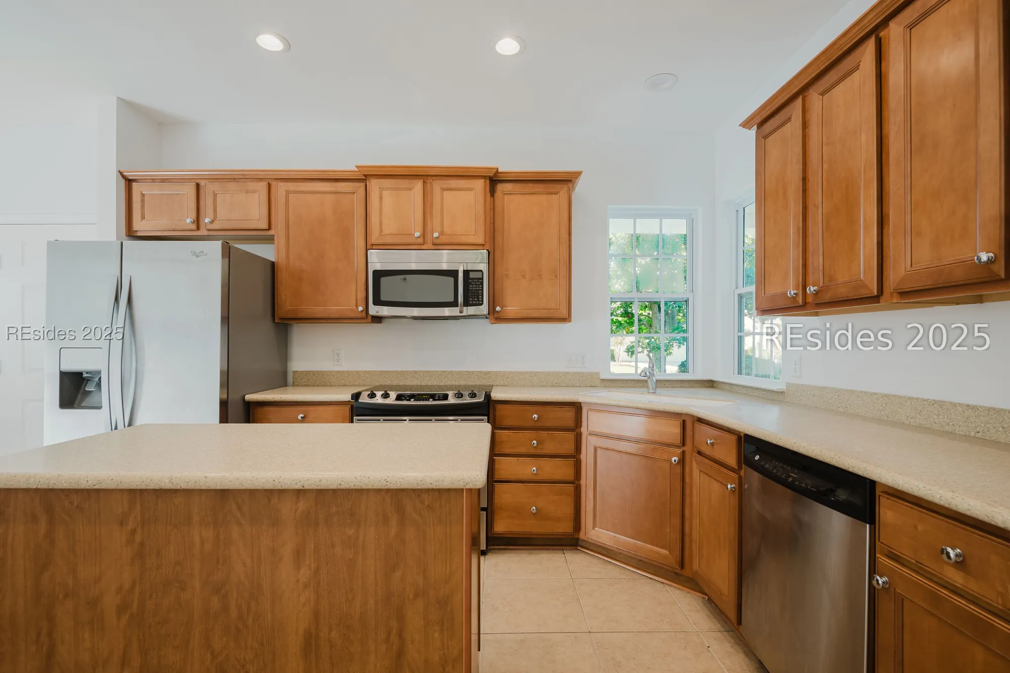 Property Slideshow image 16 of 34 | 129 honesty ln, Bluffton, SC, 29909